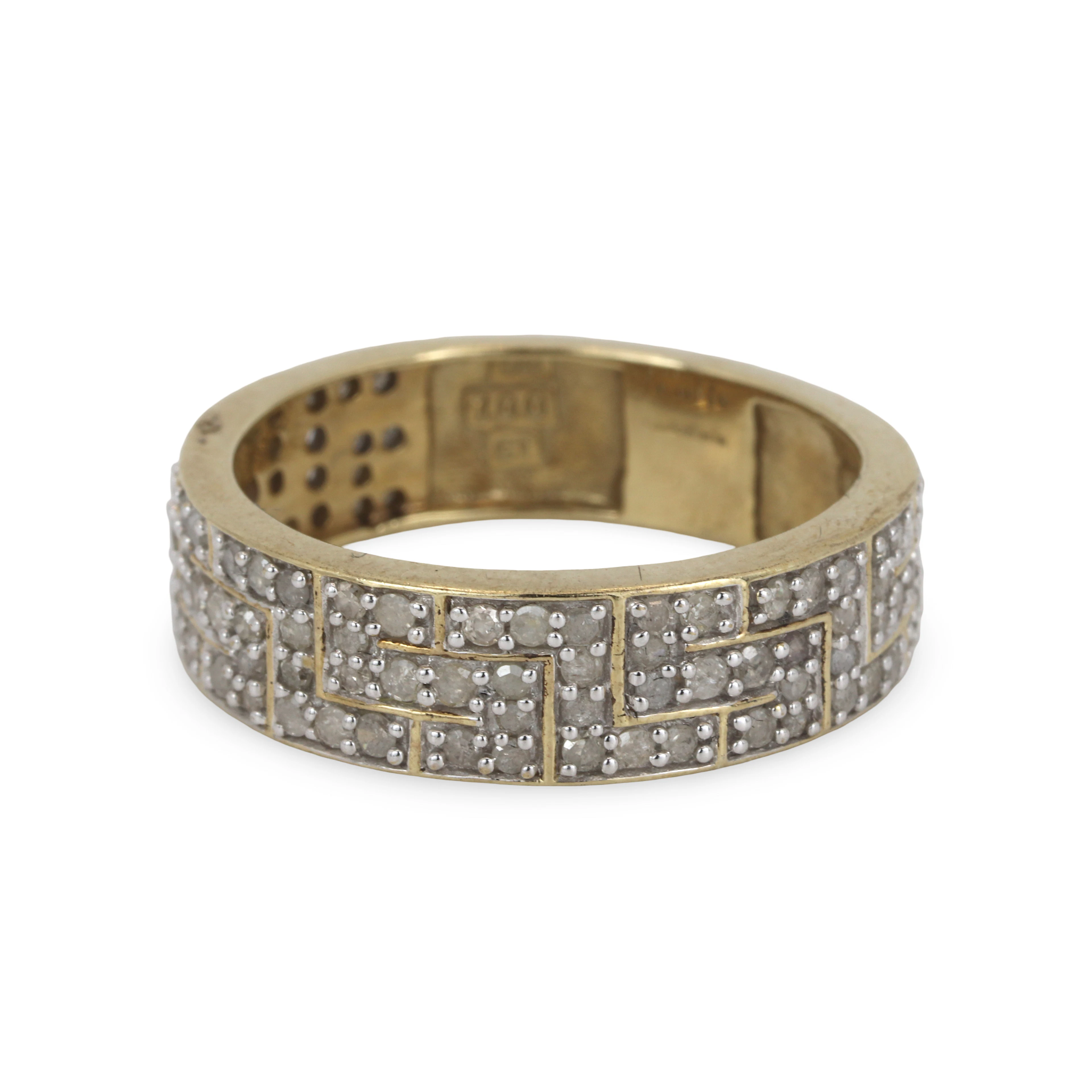 9CT GOLD DIAMOND SET RING.