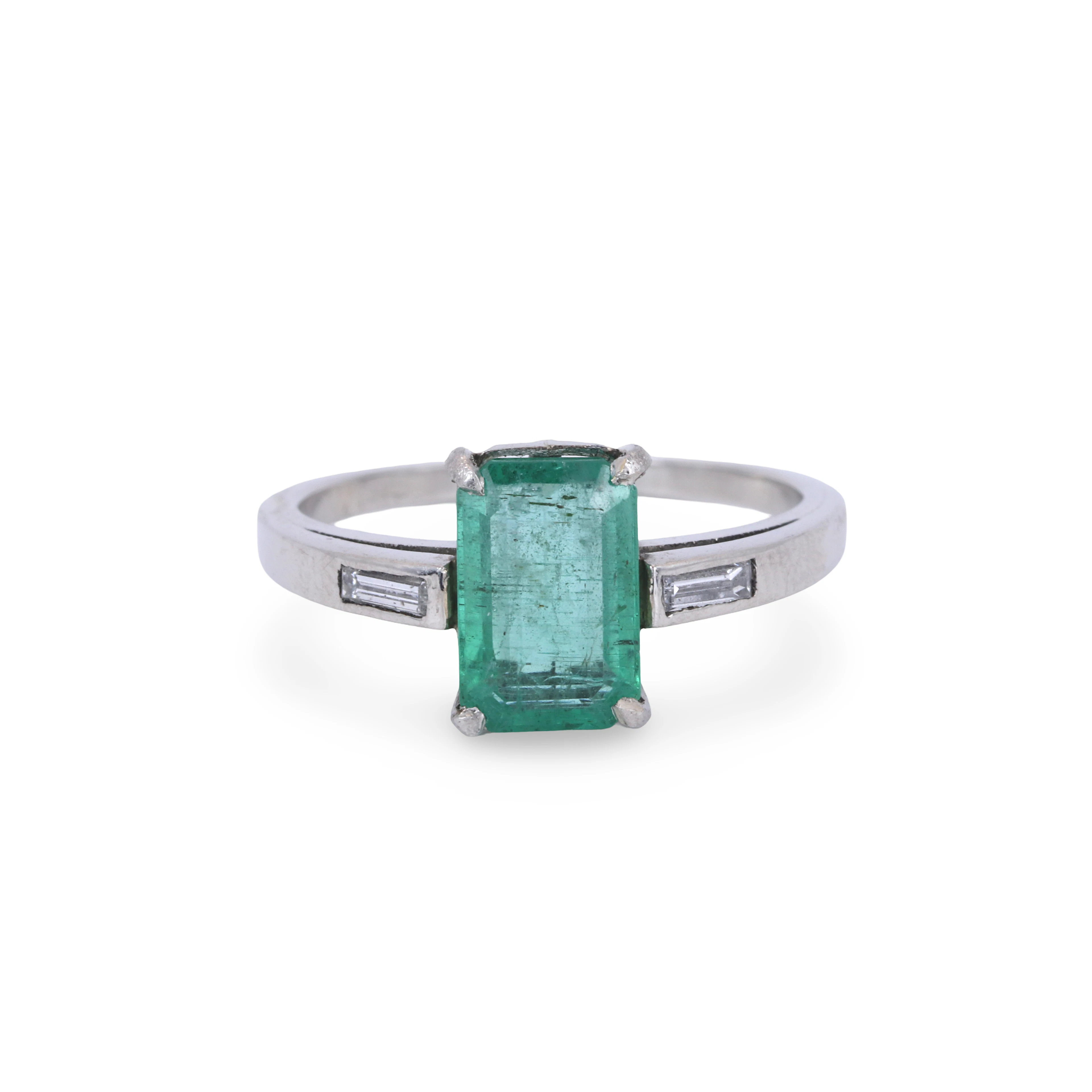 PLATINUM EMERALD & DIAMOND RING.