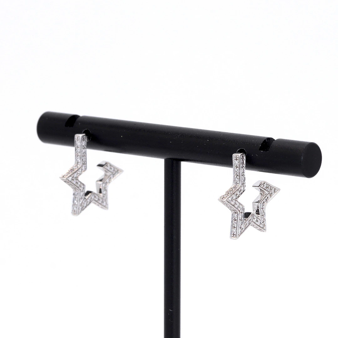 18CT STAR DIAMOND EARRINGS.
