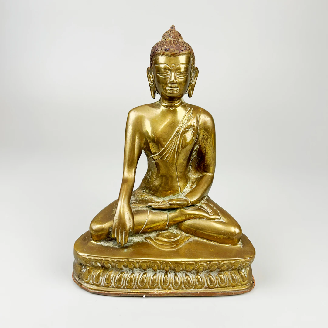 BRONZE BUDDHA.