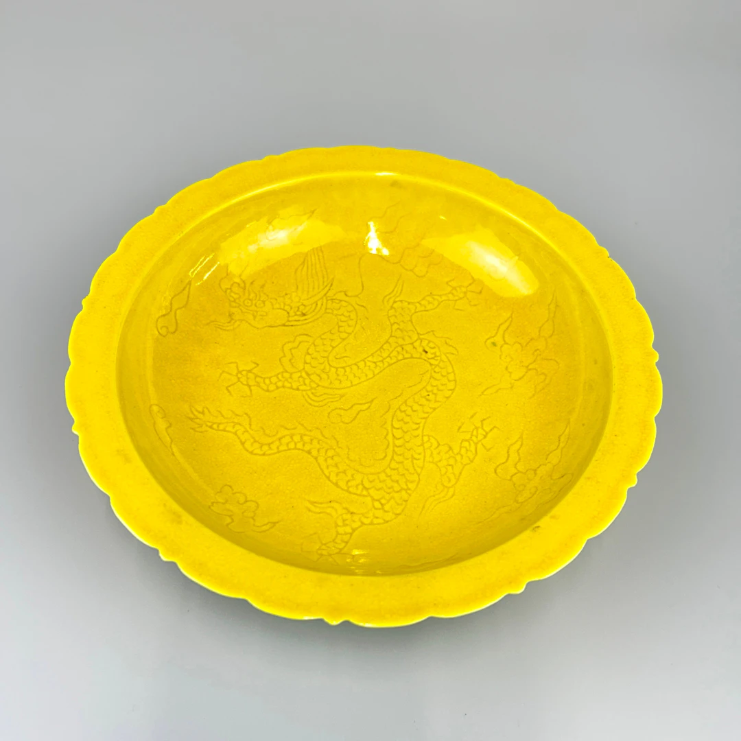 CHINESE PORCELAIN BOWL.