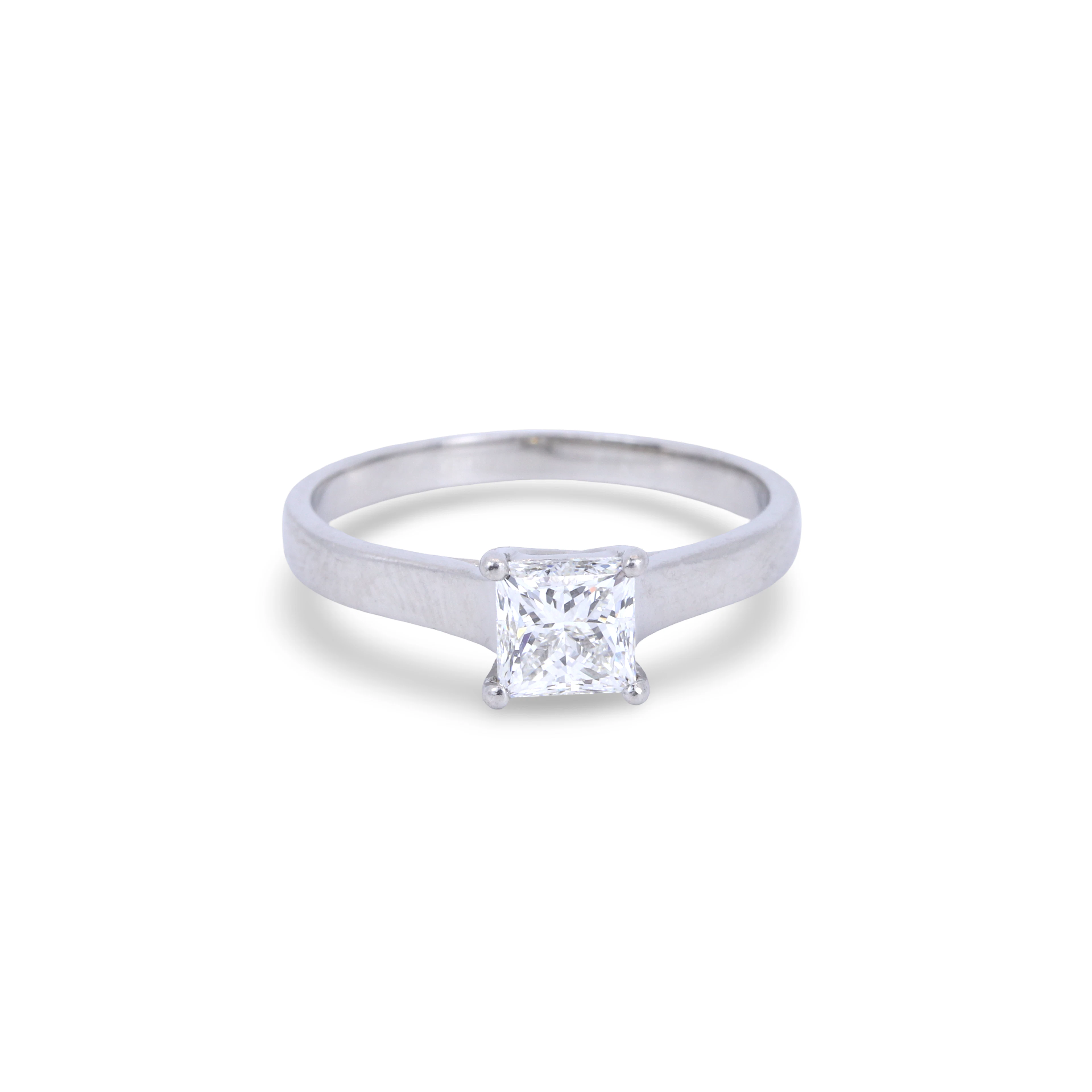 PLATINUM 0.90CT VVS2 PRINCES DIAMOND RING.