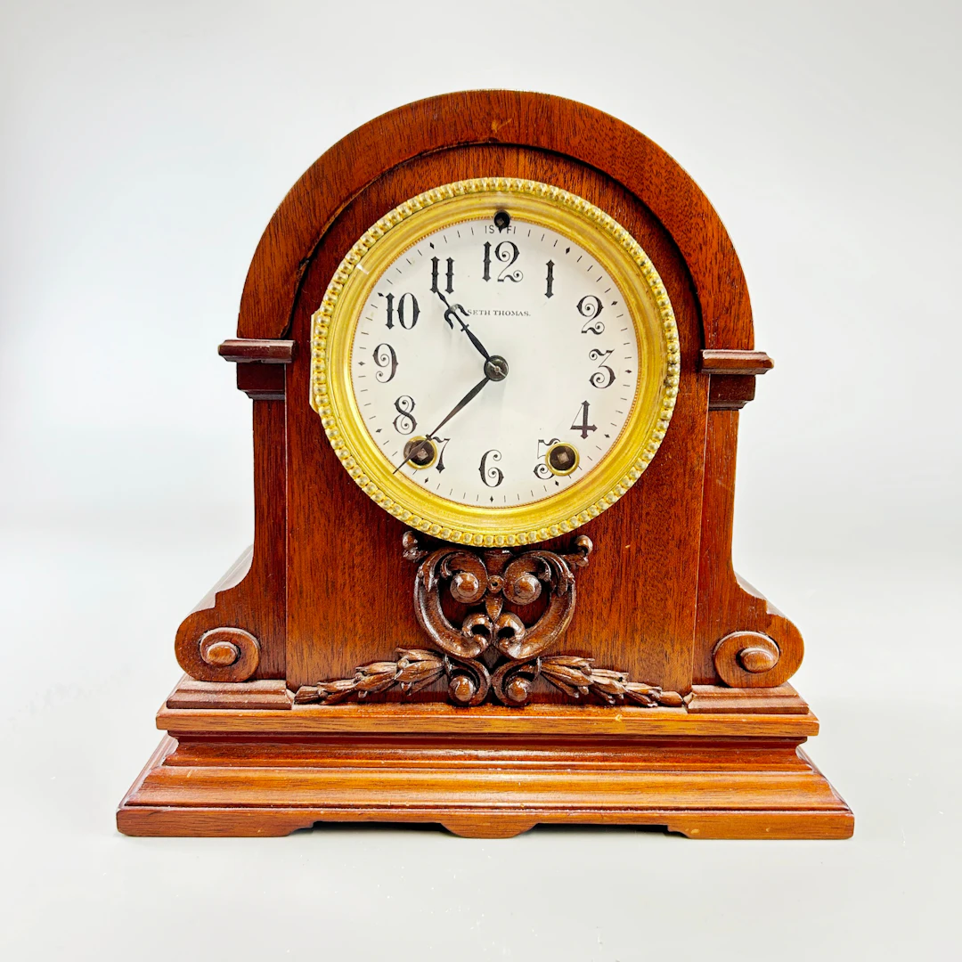 SETH THOMAS MANTEL CLOCK.