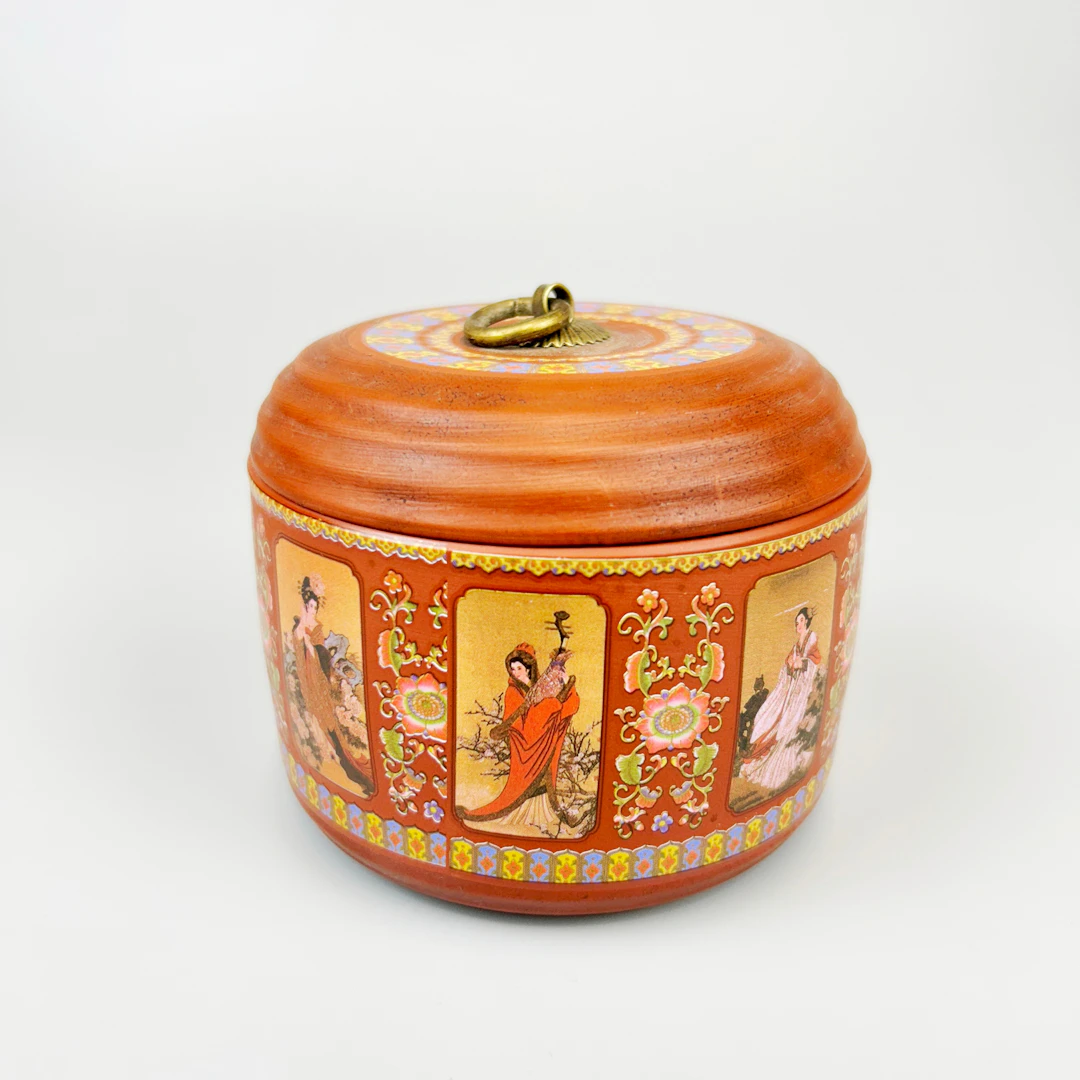 TERRACOTTA TOBACCO BOX.
