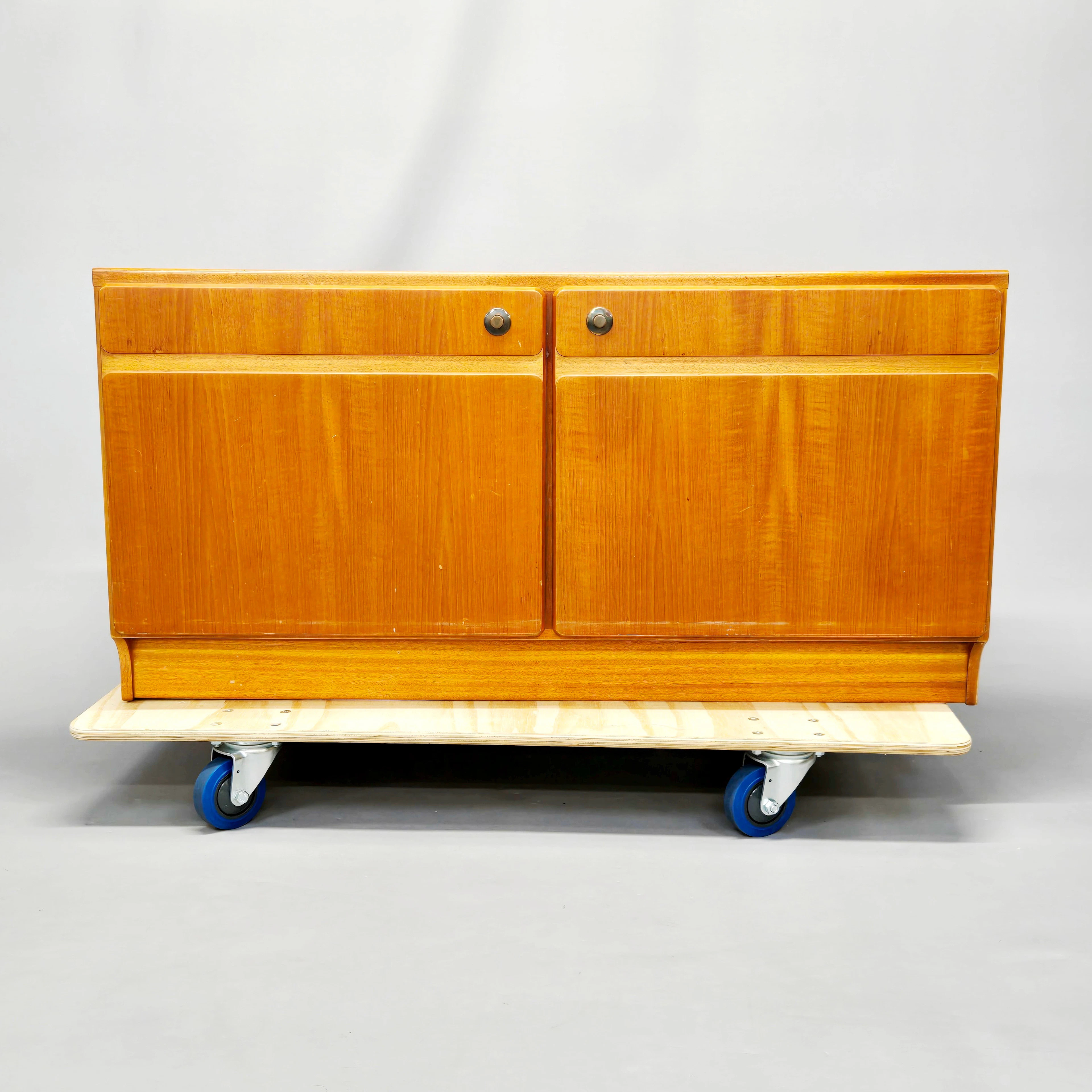 MCINTOSH TEAK SIDEBOARD.