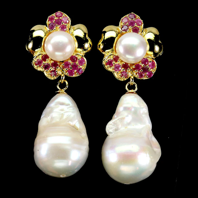BAROQUE PEARL AND RUBY EARRINGS.