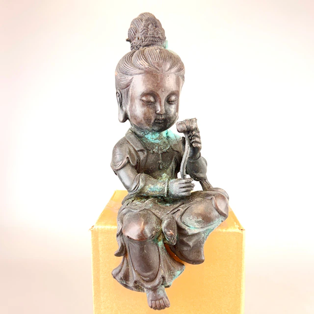 CHINESE BRONZE FIGURE.