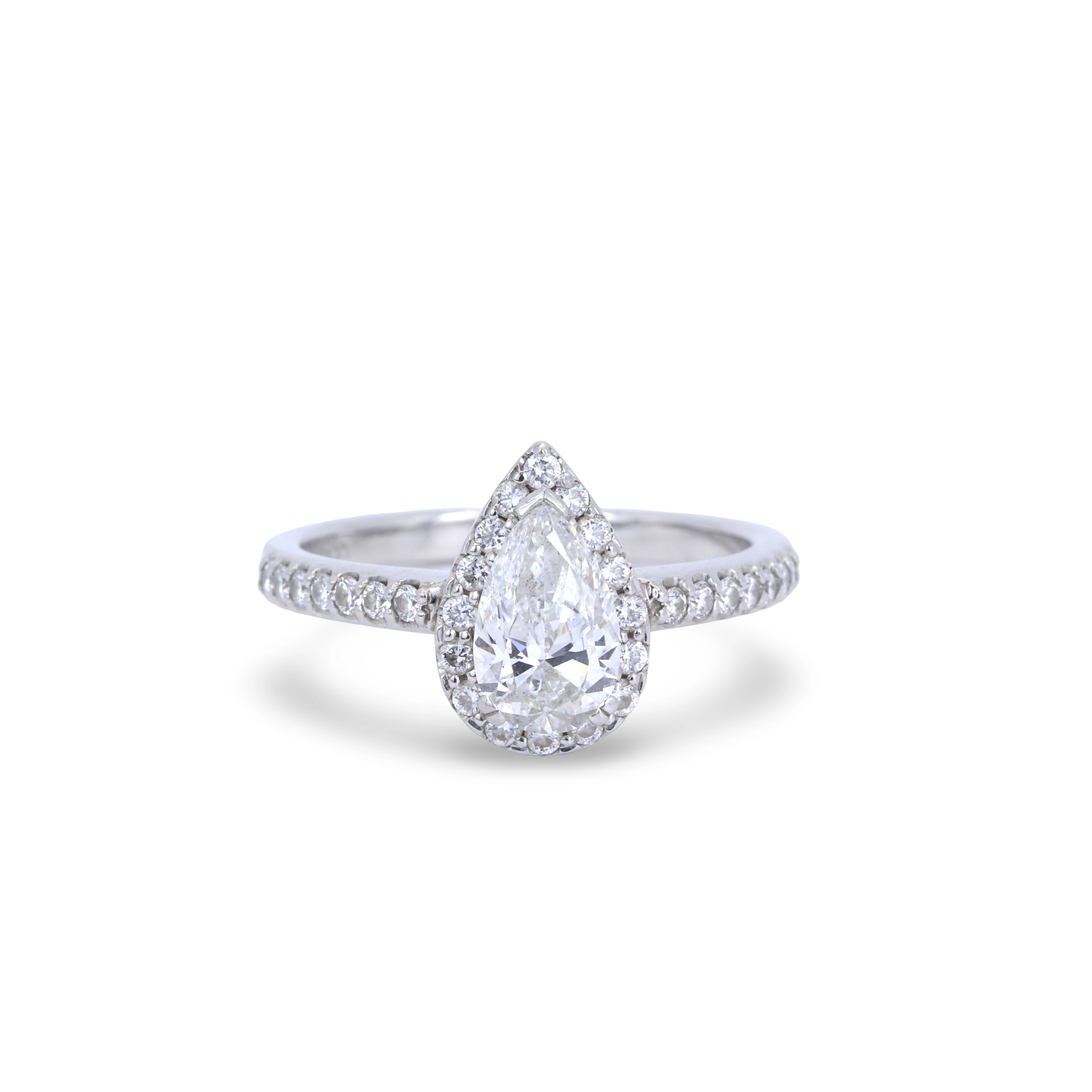 PLATINUM 1.05CT DIAMOND RING.