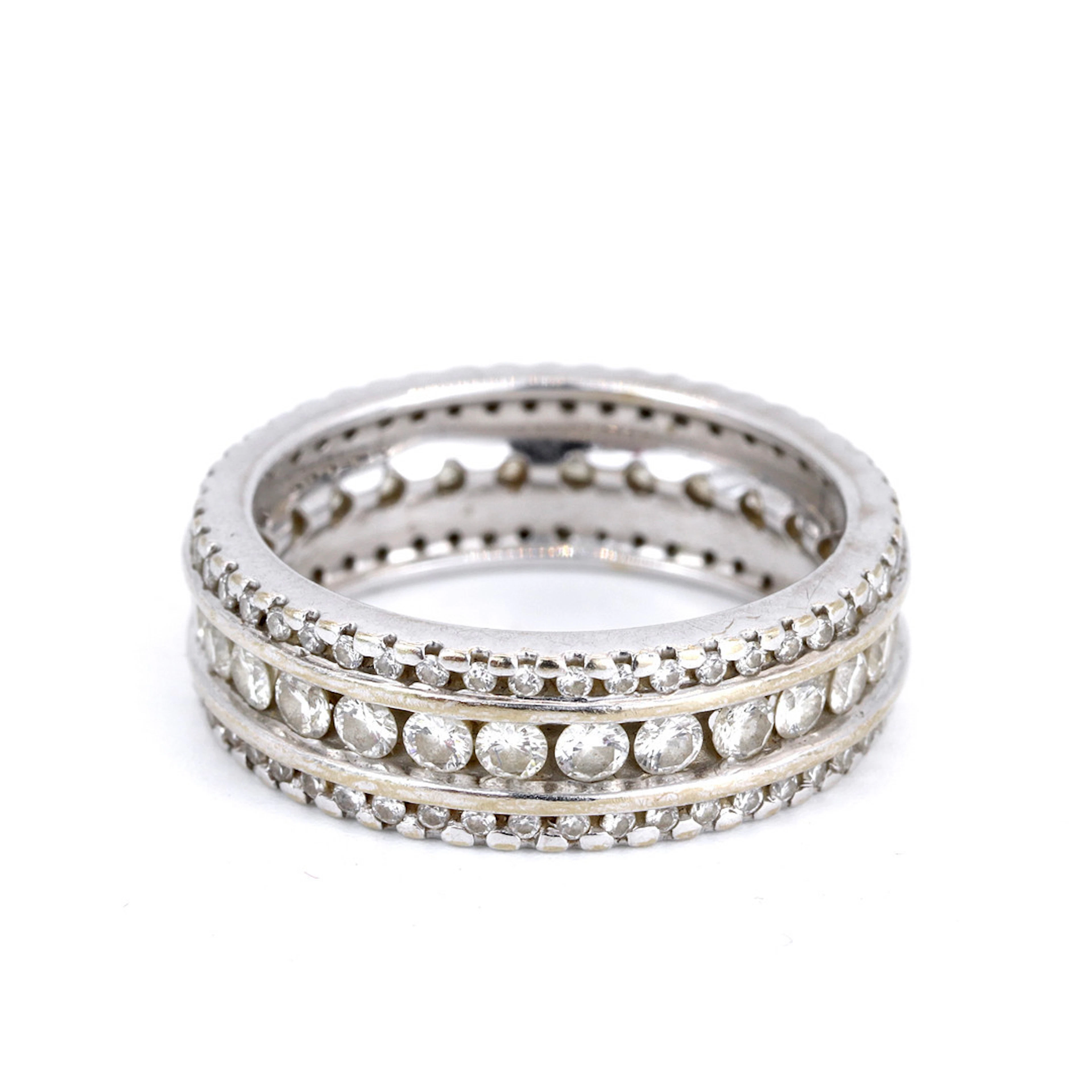 18CT GOLD DIAMOND FULL ETERNITY RING.