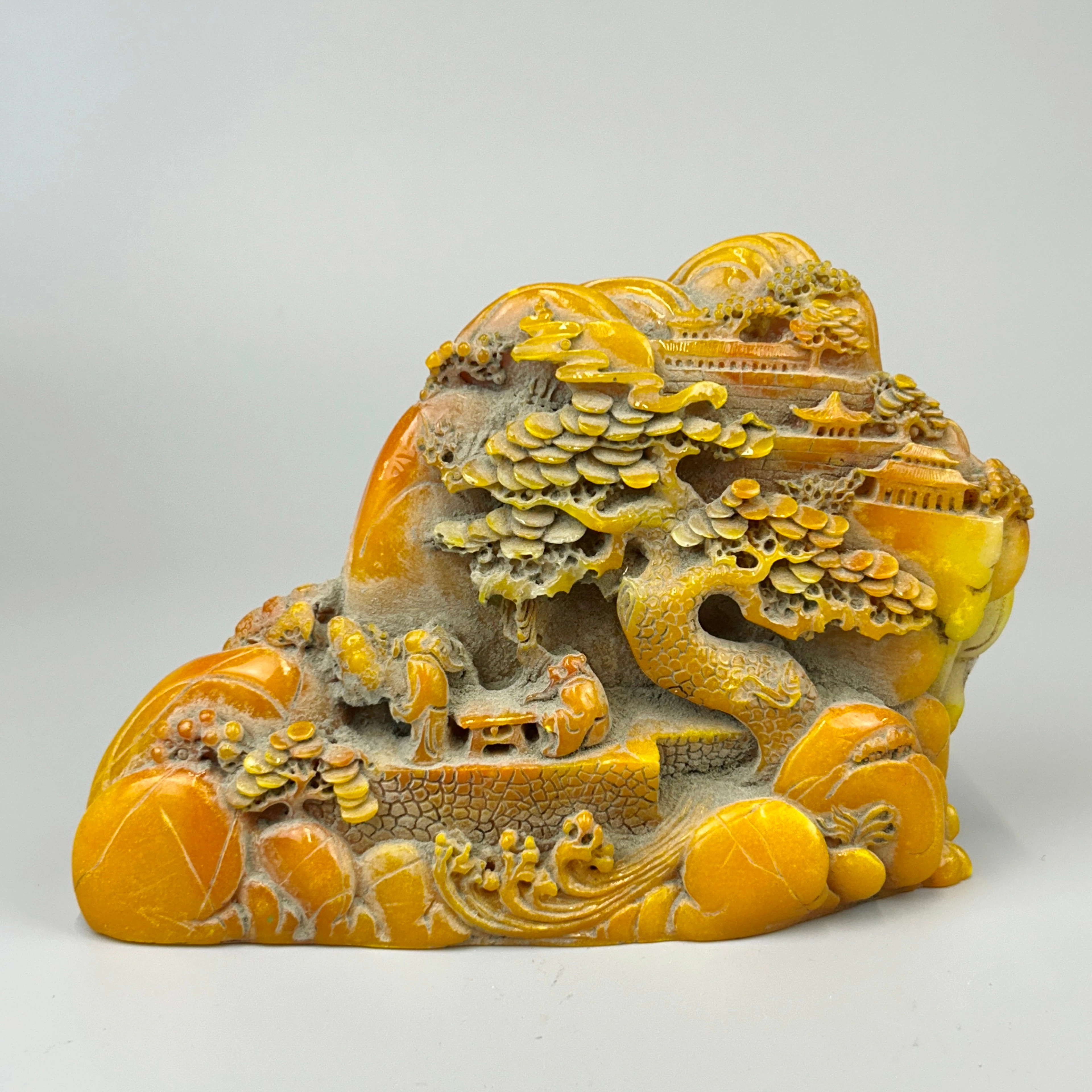 FAUX HARDSTONE CHINESE DESK ORNAMENT.