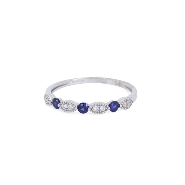 SAPPHIRE AND DIAMOND 9CT RING.