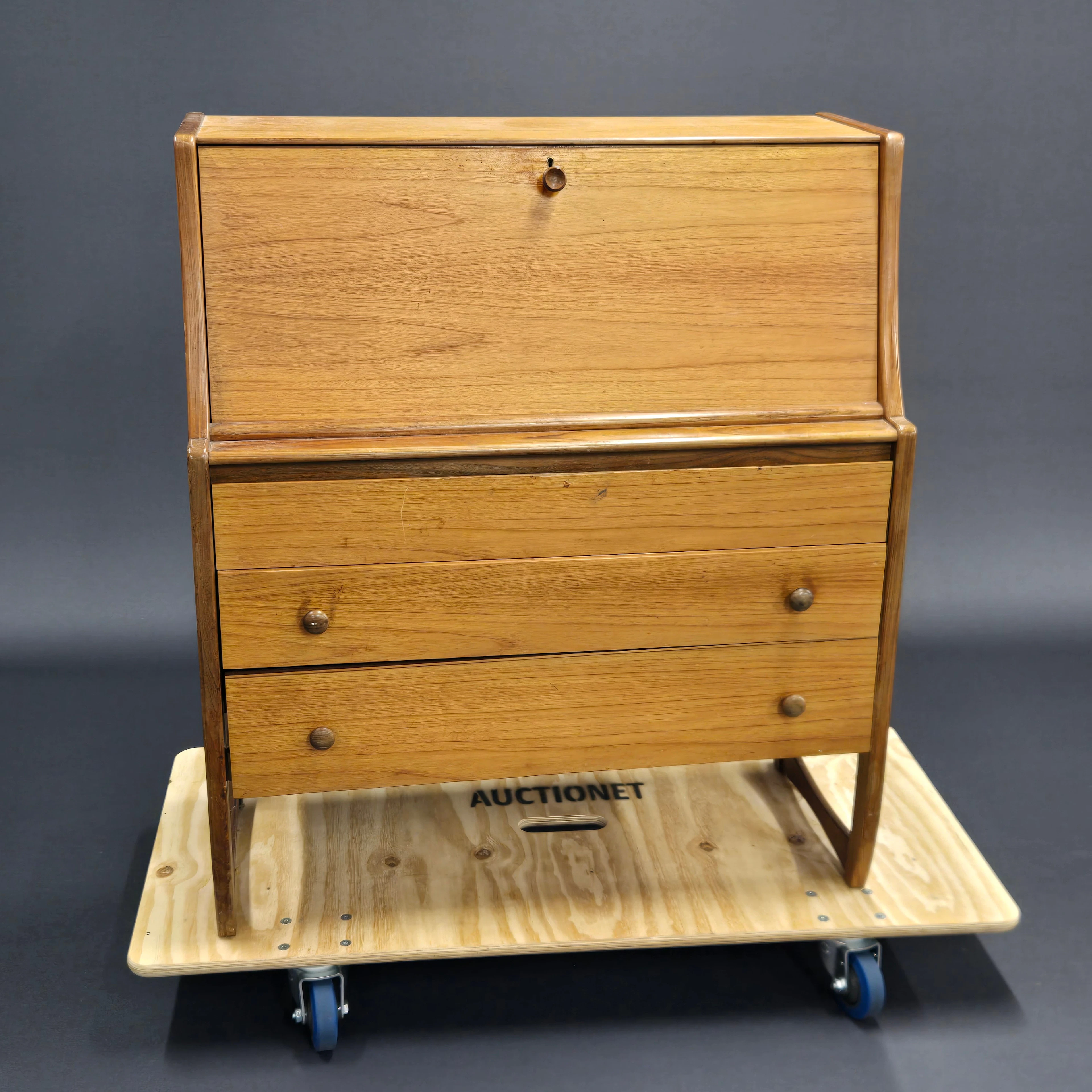 TEAK BUREAU.