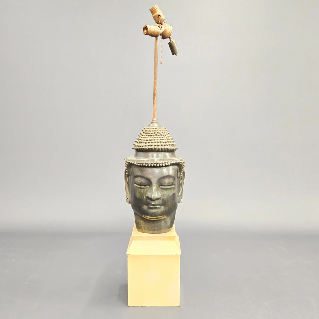 BUDDHA TABLE LAMP.