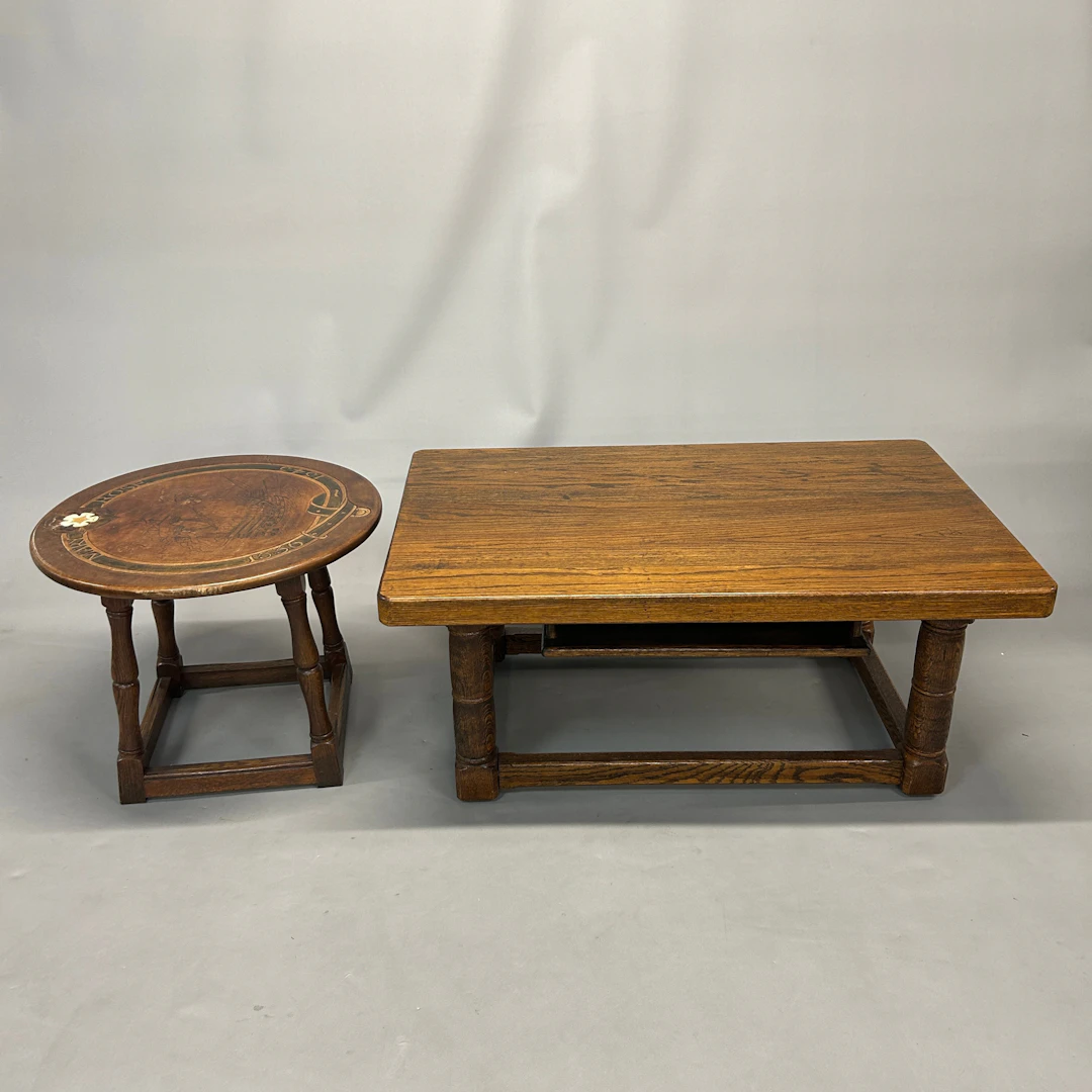 OAK COFFEE TABLE AND SIDE TABLE.