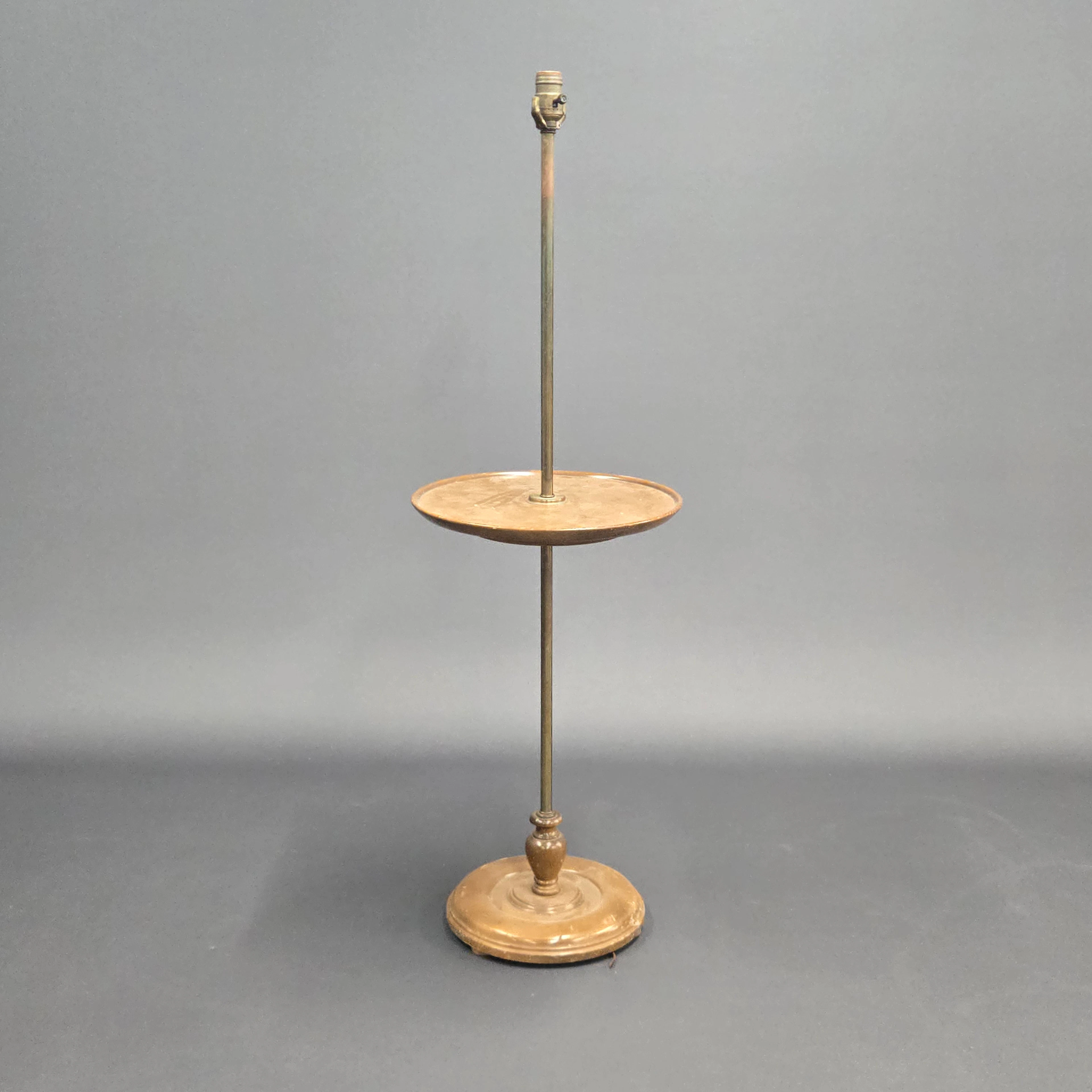 WOODEN FLOOR LAMP.