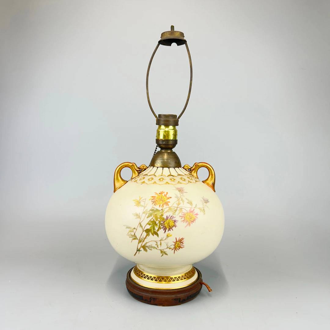 ROYAL WORCESTER TABLE LAMP.