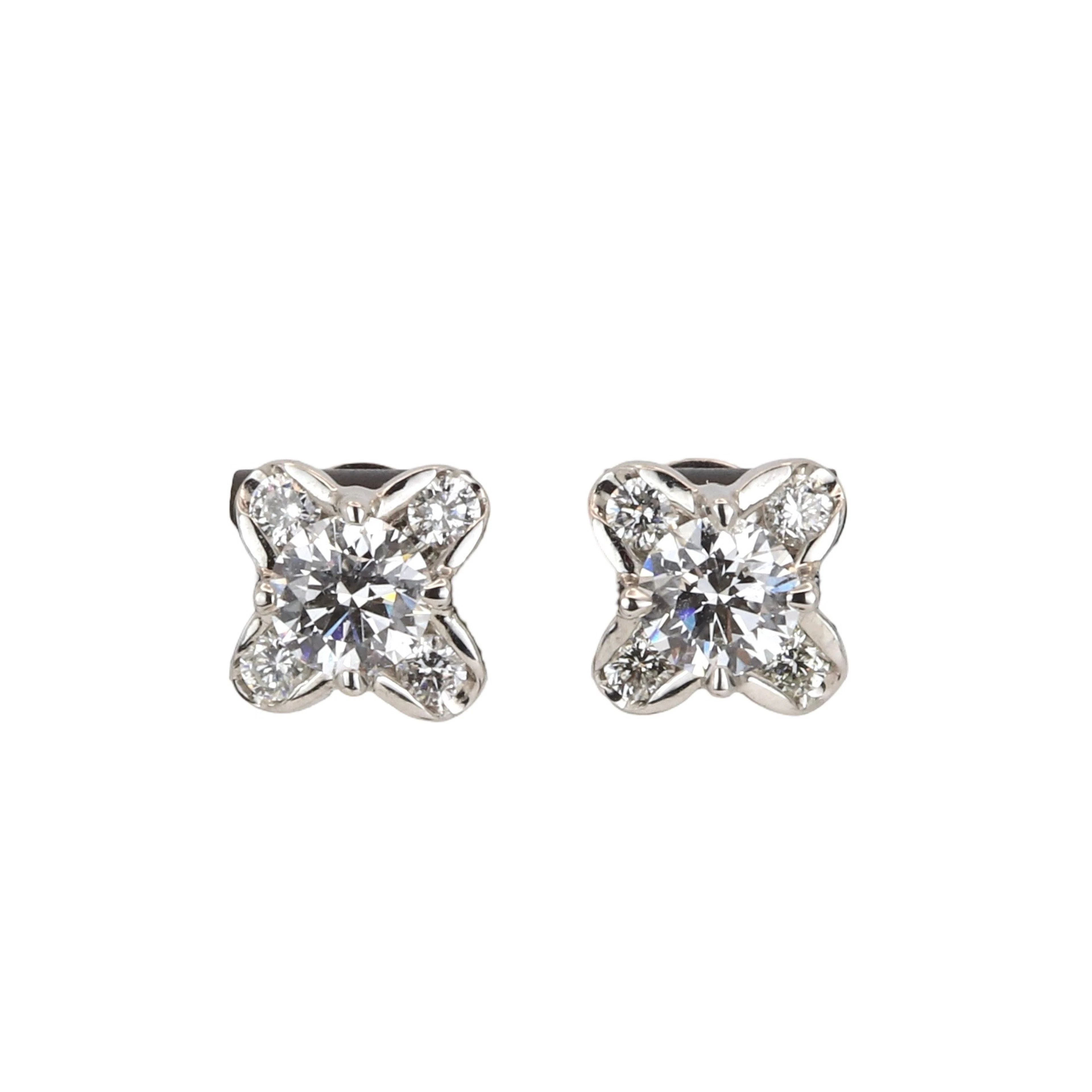 18CT GOLD DIAMOND EARRINGS.