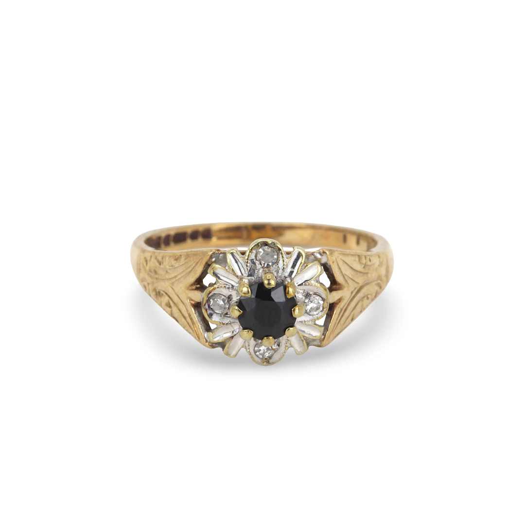 9CT GOLD SAPPHIRE & DIAMOND RING.