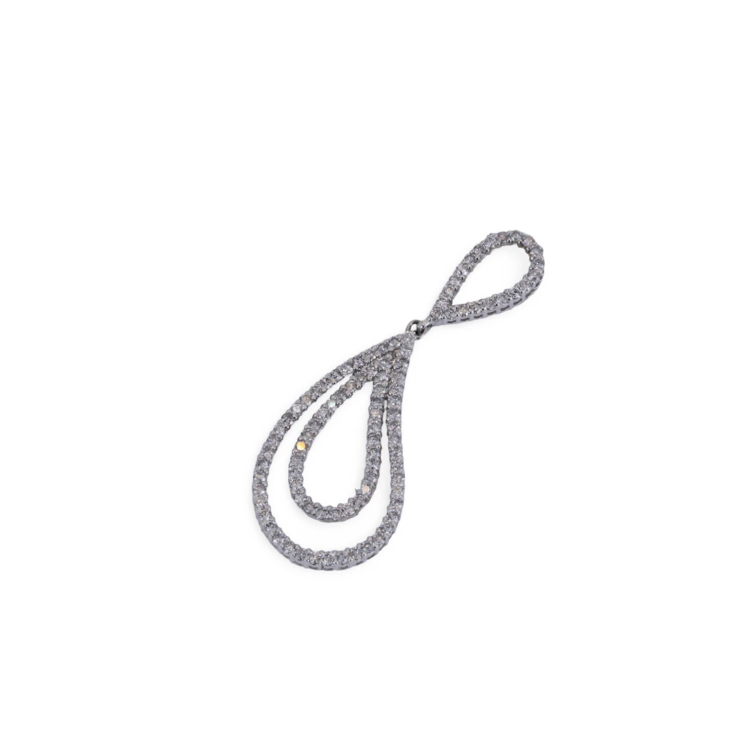 2.3CT DIAMOND SET PENDANT.