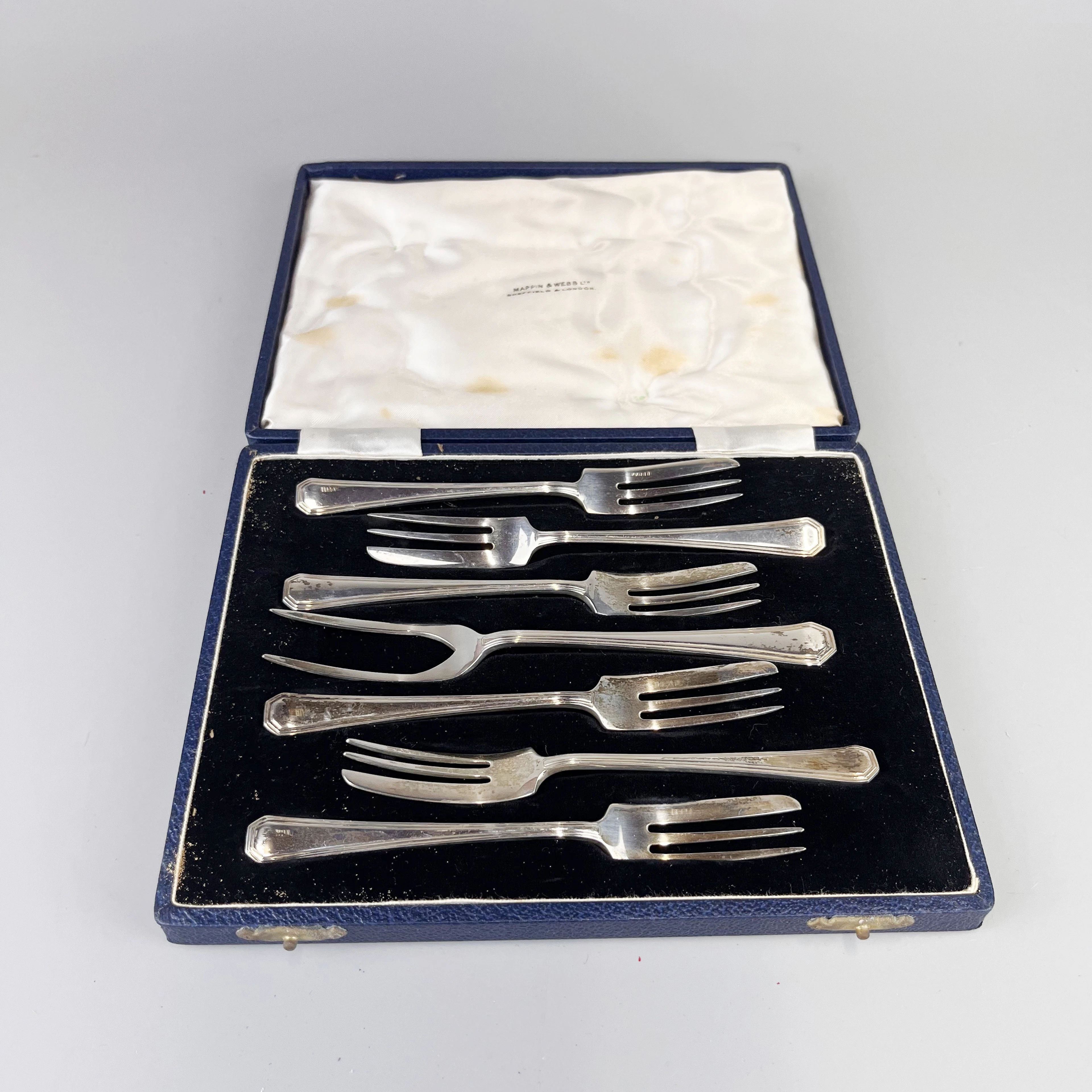 SILVER MAPPIN & WEBB CAKE FORK SET.