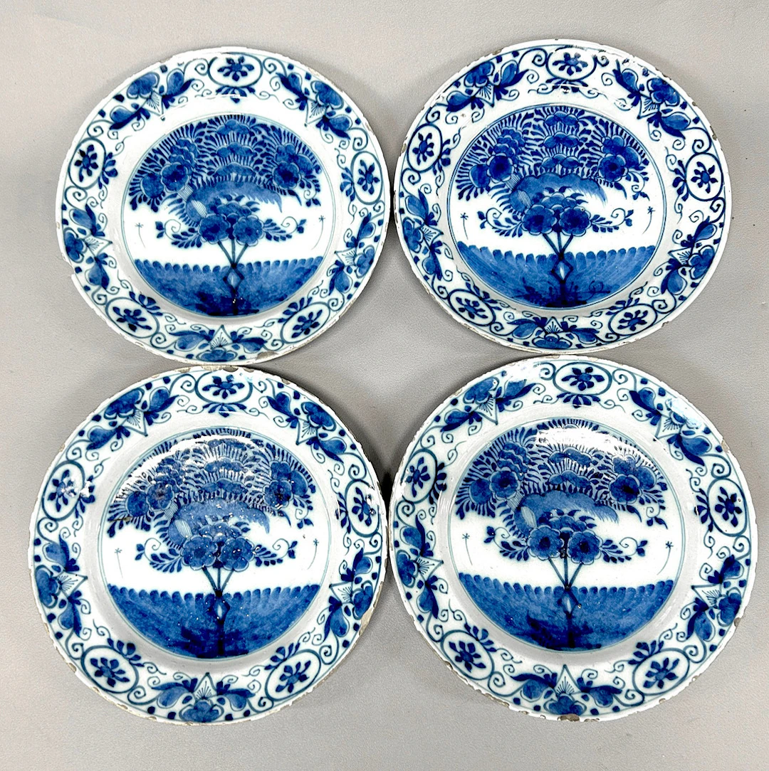 SET OF 4 18TH CENTURY DUTCH PLATES.