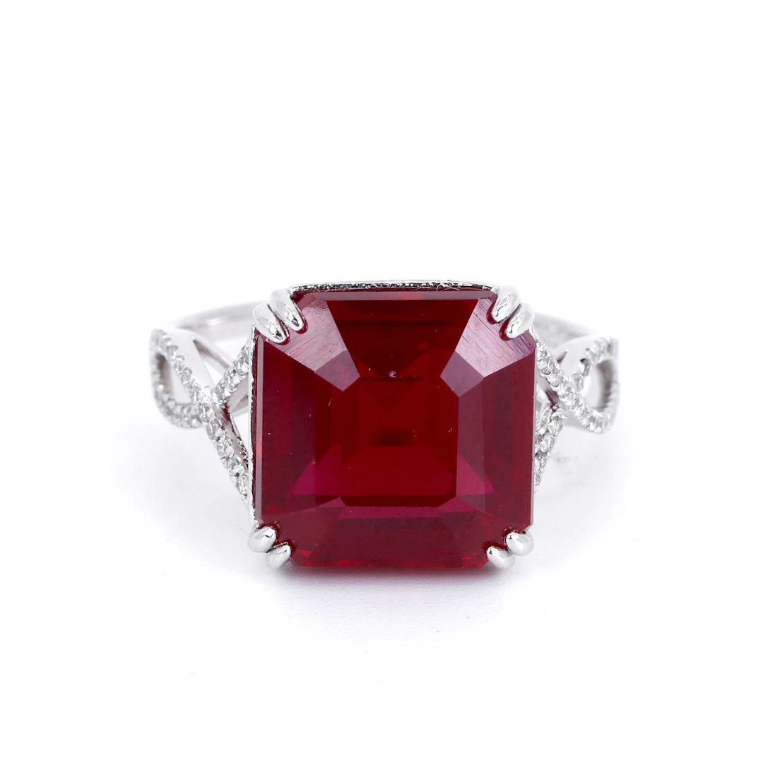 PLATINUM RUBY & DIAMOND RING.