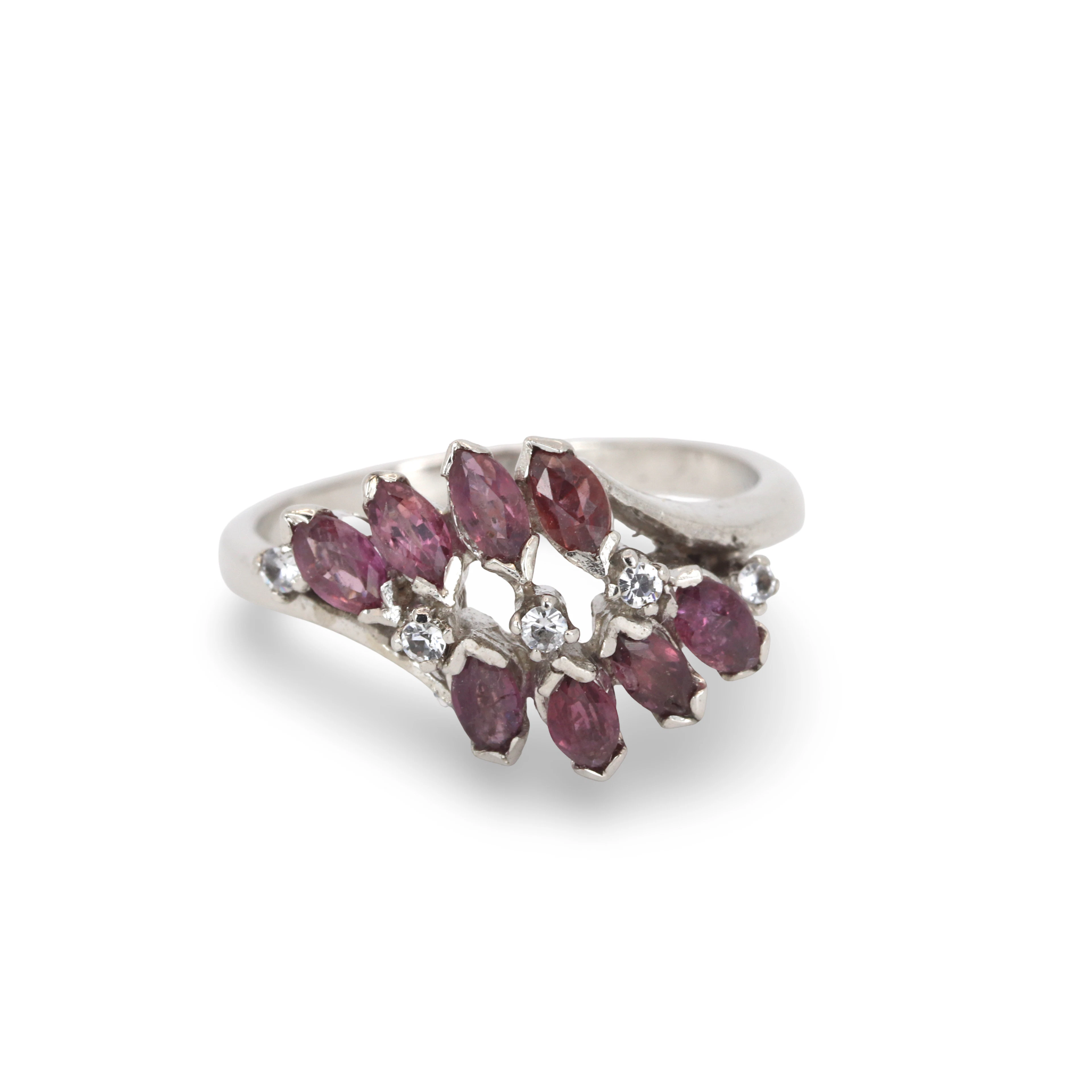 SILVER RUBY CLUSTER RING.
