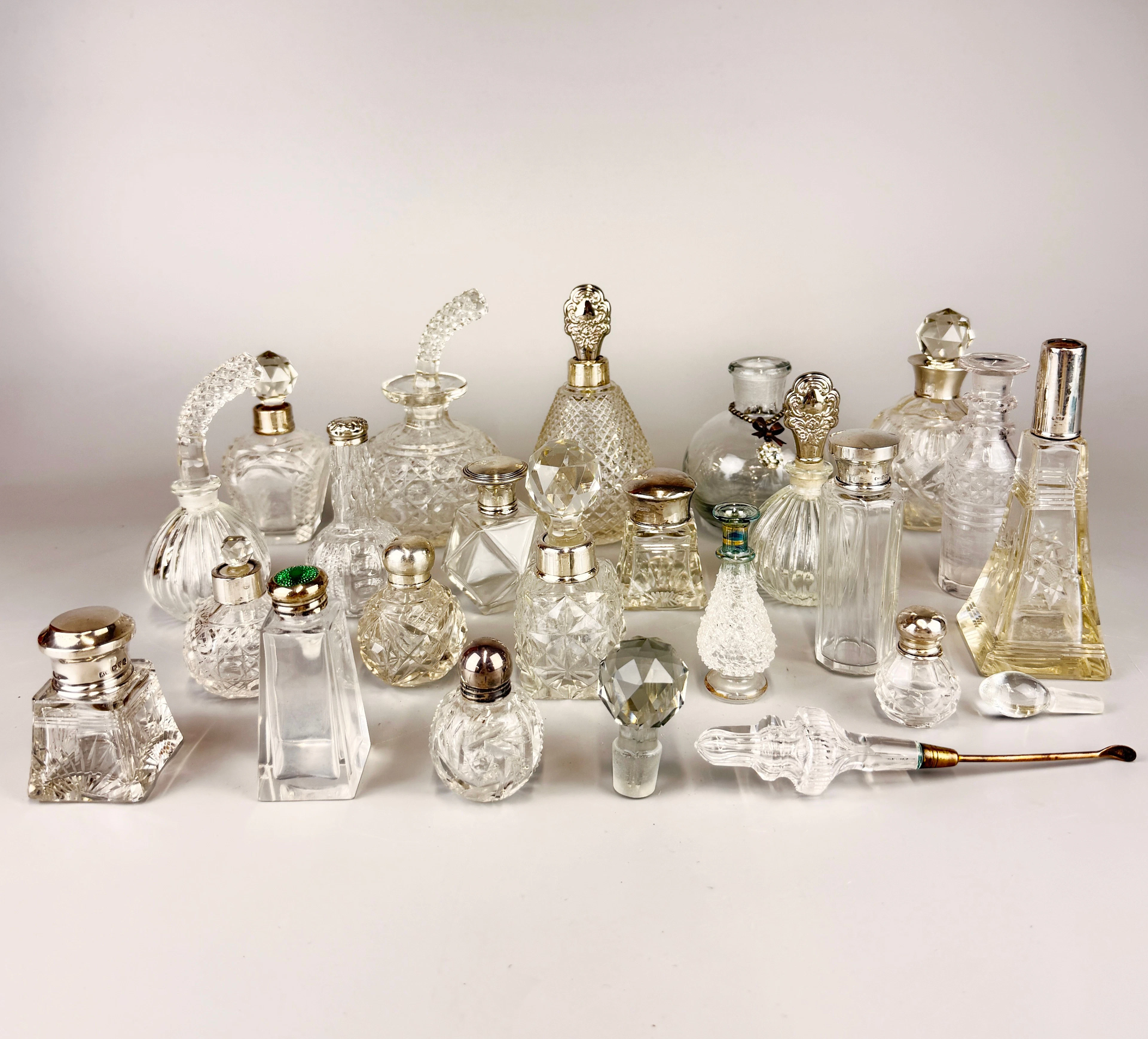 SILVER & GLASS PERFUME BOTTLES.