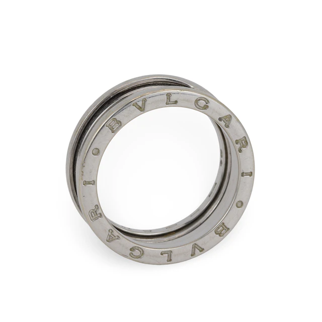 BVLGARI 18CT WHITE GOLD RING.