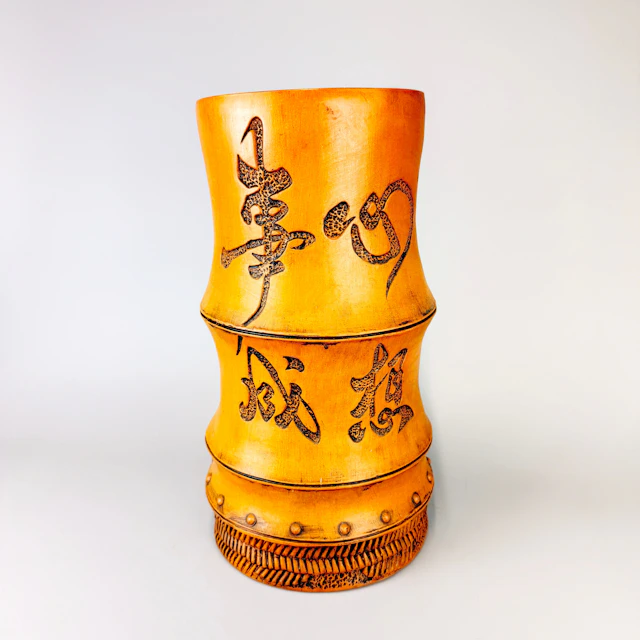 ORIENTAL CERAMIC BAMBOO STYLE STICK STAND.