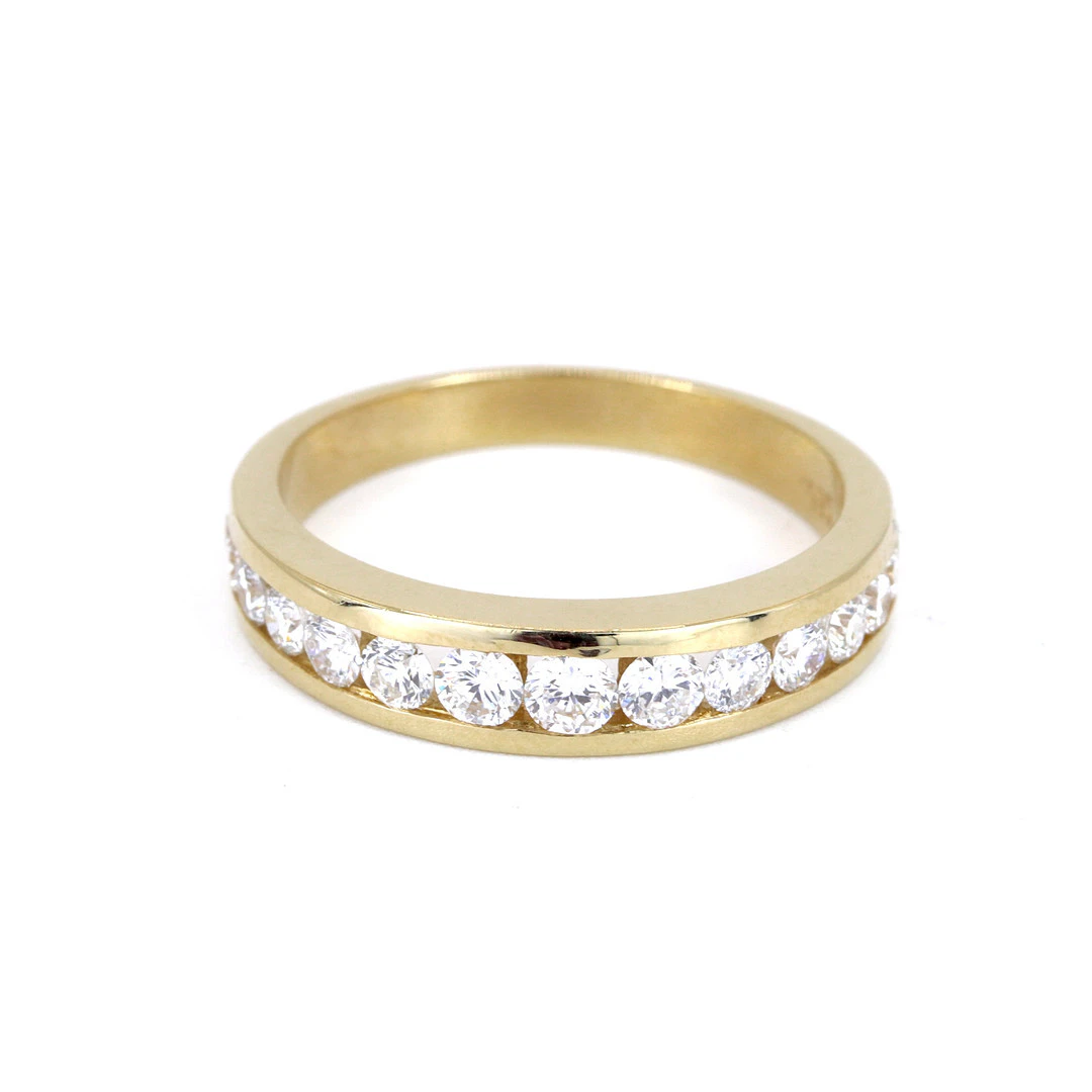 14CT GOLD DIAMOND RING.