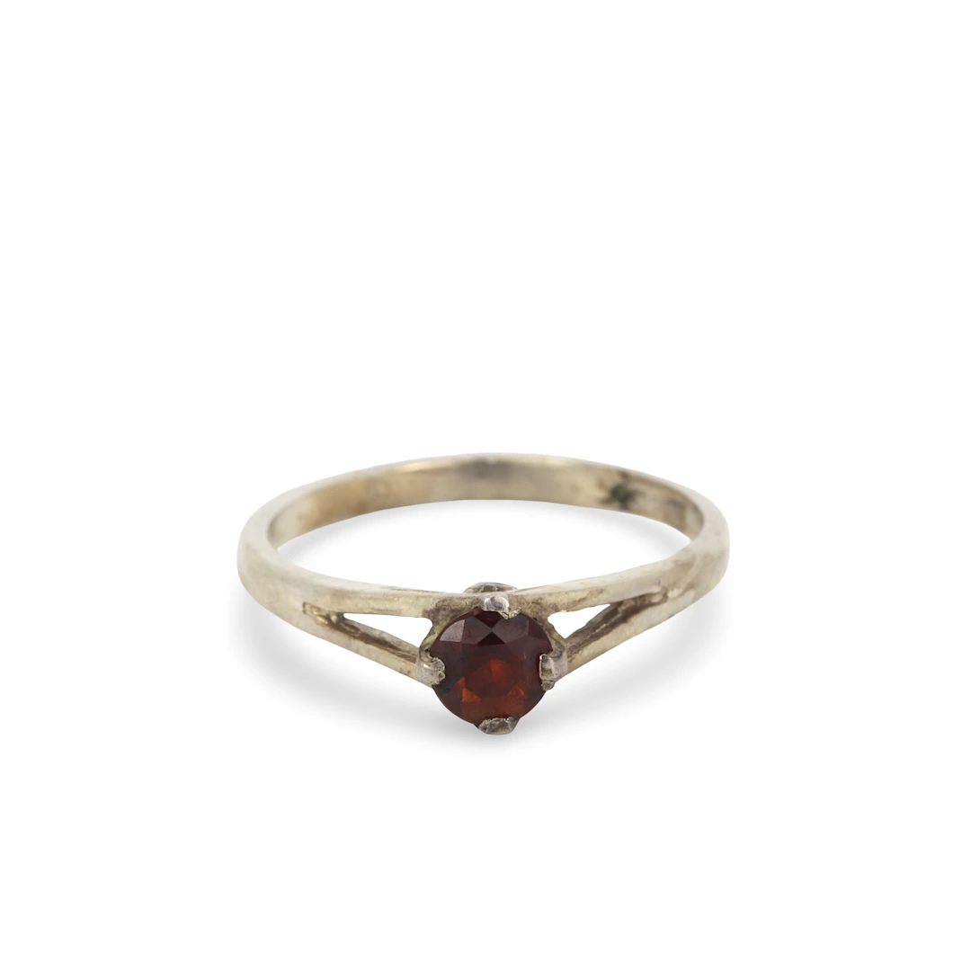 SILVER RUBY RING.