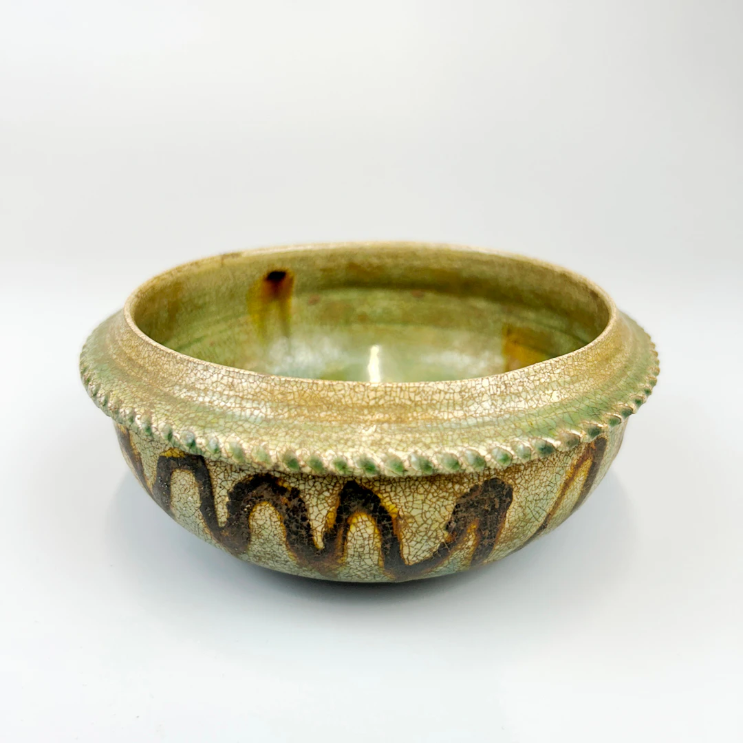 CHINESE POTTERY BOWL.