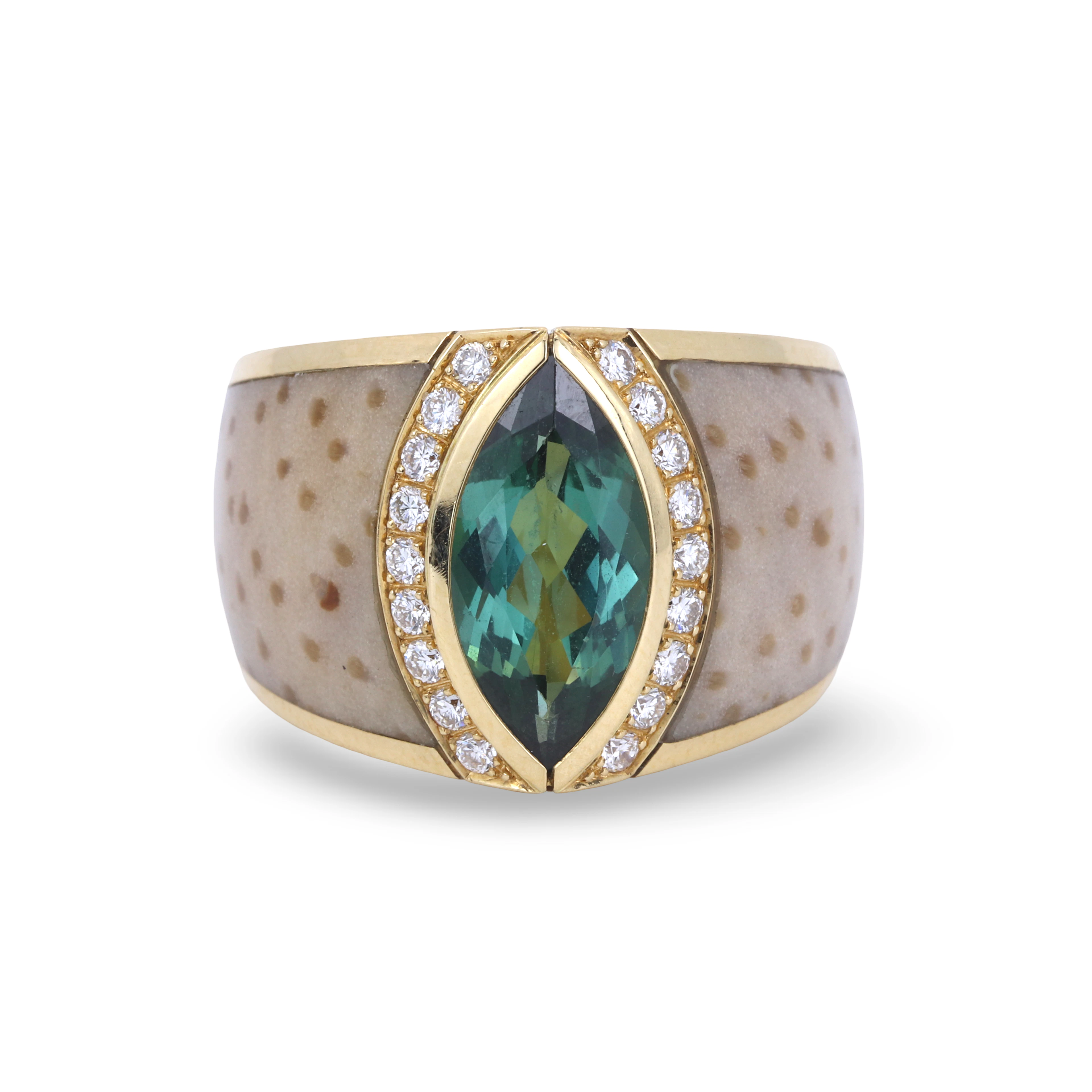 18CT TOURMALINE RING.