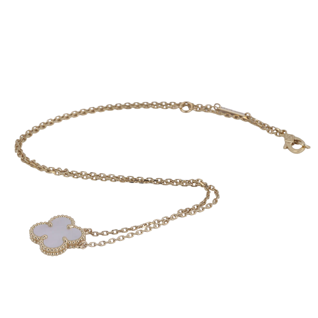 VAN CLEEF & ARPLES 18CT GOLD NECKLACE.
