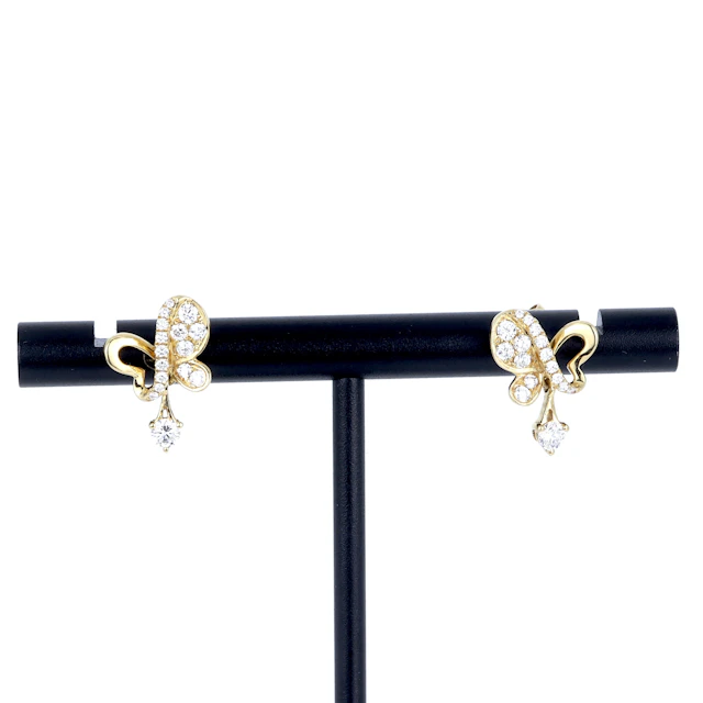 18CT GOLD DIAMOND SET EARRINGS.