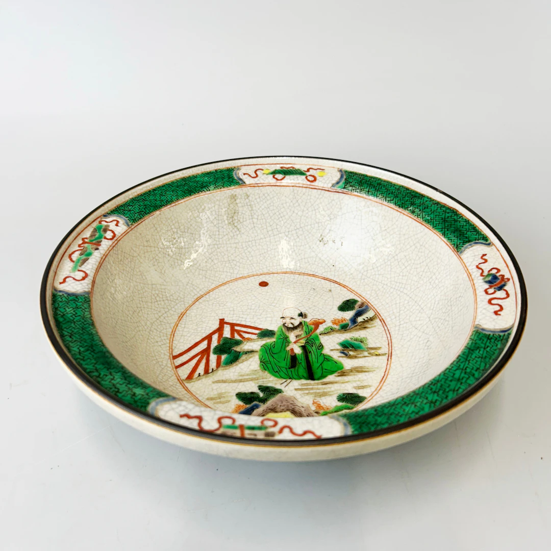 CHINESE PORCELAIN BOWL.