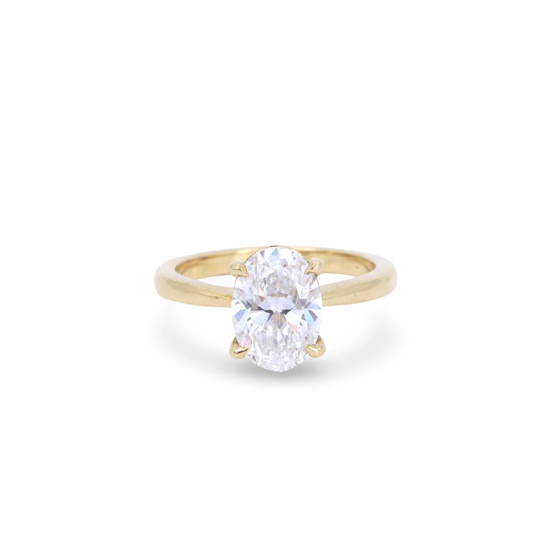 18CT GOLD 1.54CT LAB DIAMOND RING.