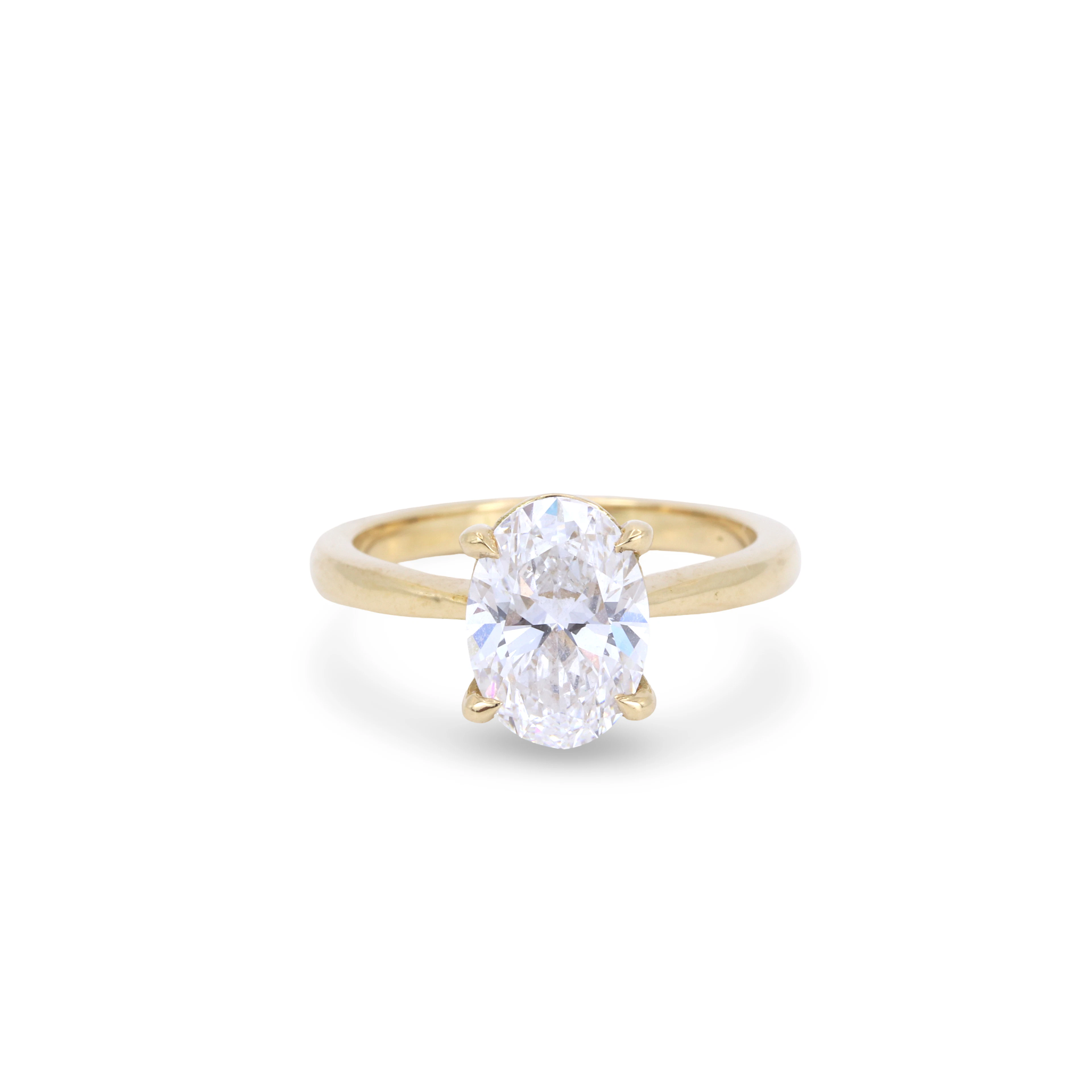 18CT GOLD 1.54CT LAB DIAMOND RING.