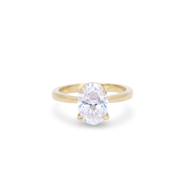 18CT GOLD 1.54CT LAB DIAMOND RING.