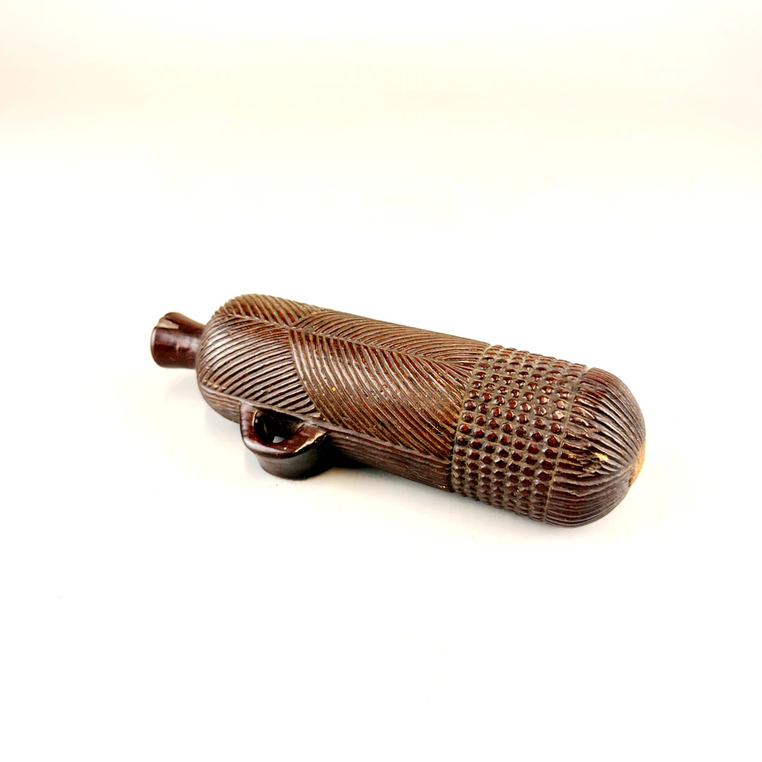AFRICAN HARDWOOD SNUFF BOTTLE.