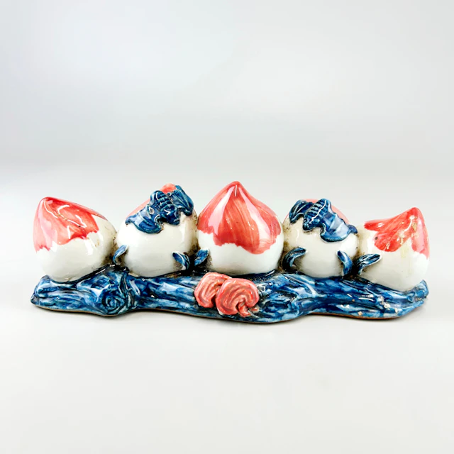 CHINESE PORCELAIN BRUSH REST.