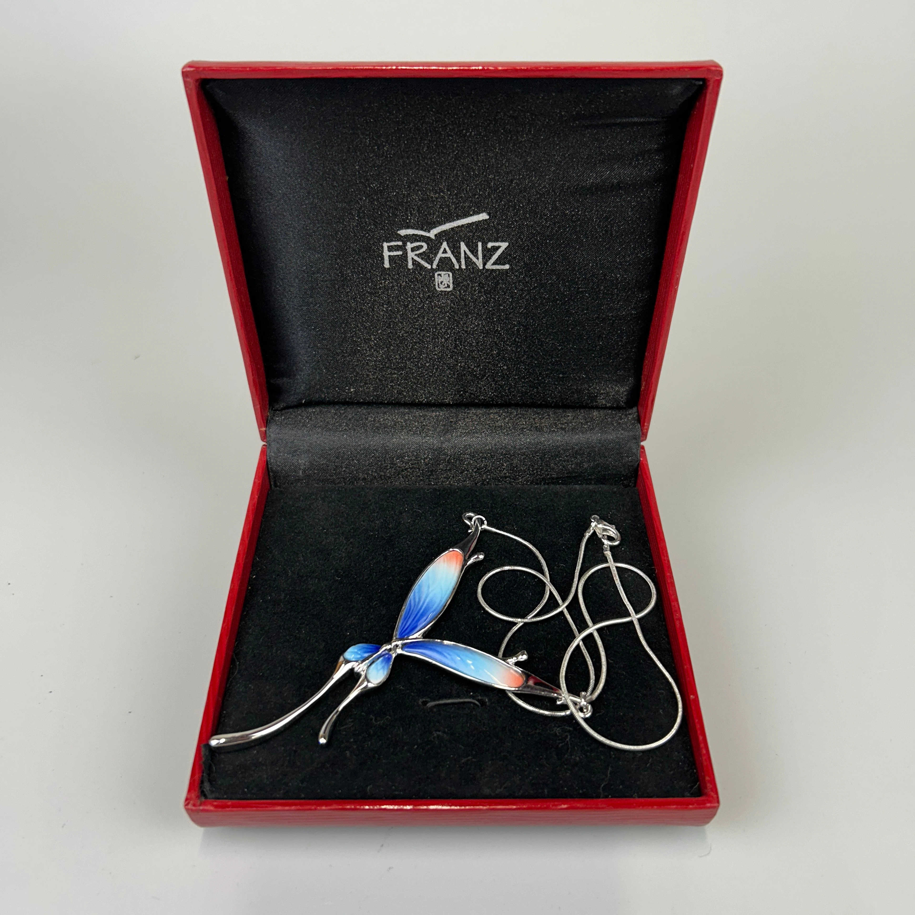 BOXED FRANZ NECKLACE.