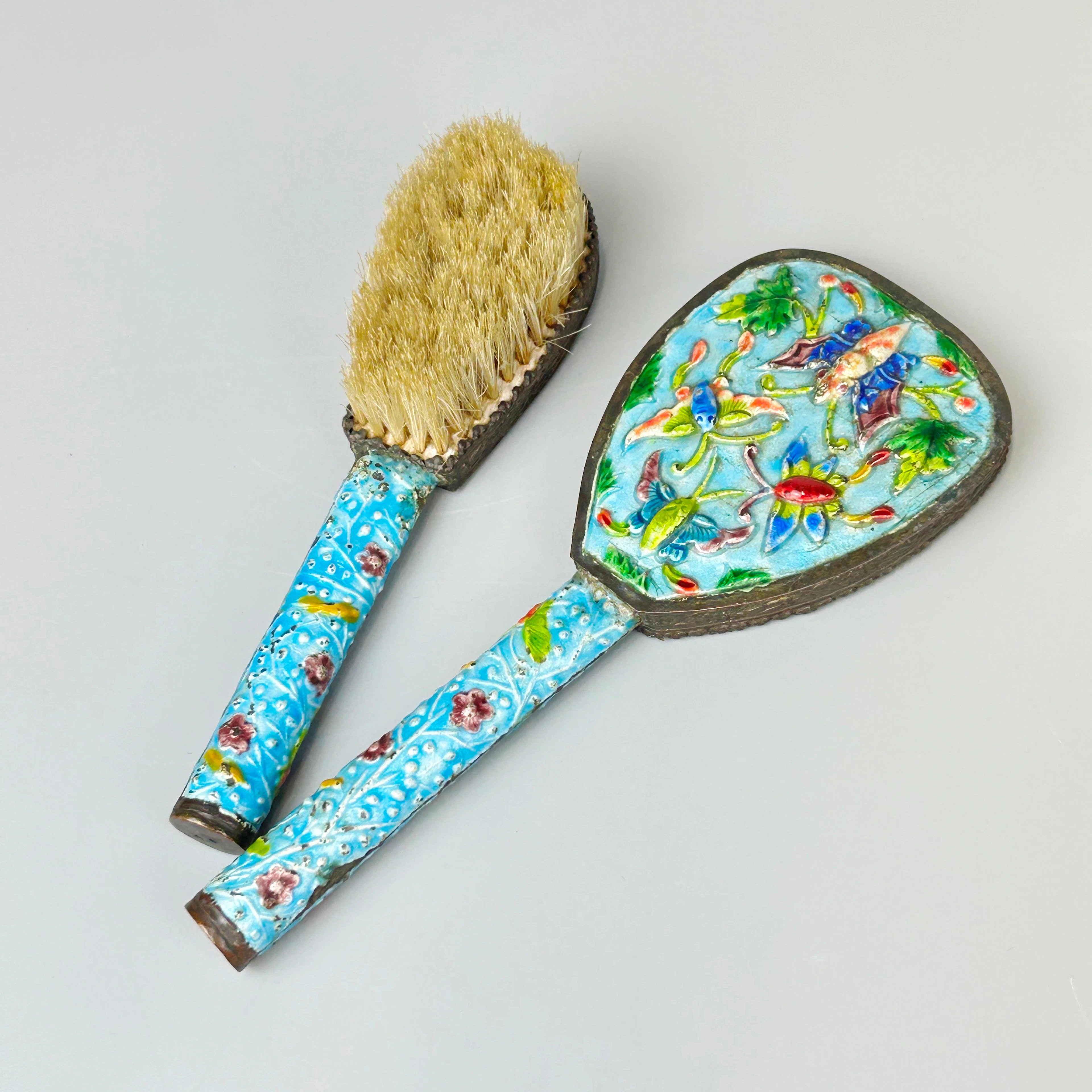 CHINESE CANTON ENAMEL MIRROR & HAIRBRUSH.