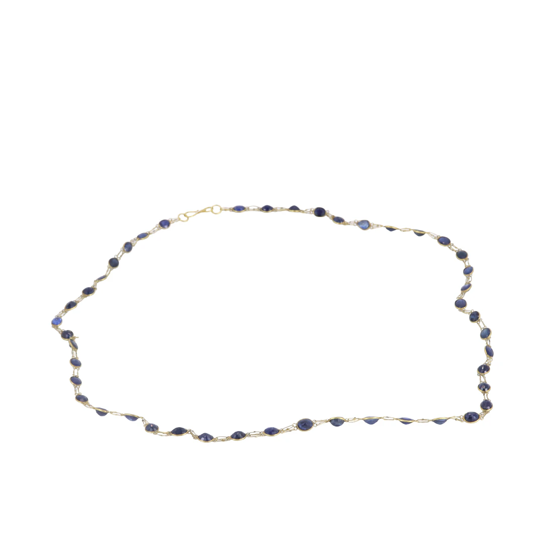 14CT GOLD SAPPHIRE NECKLACE.