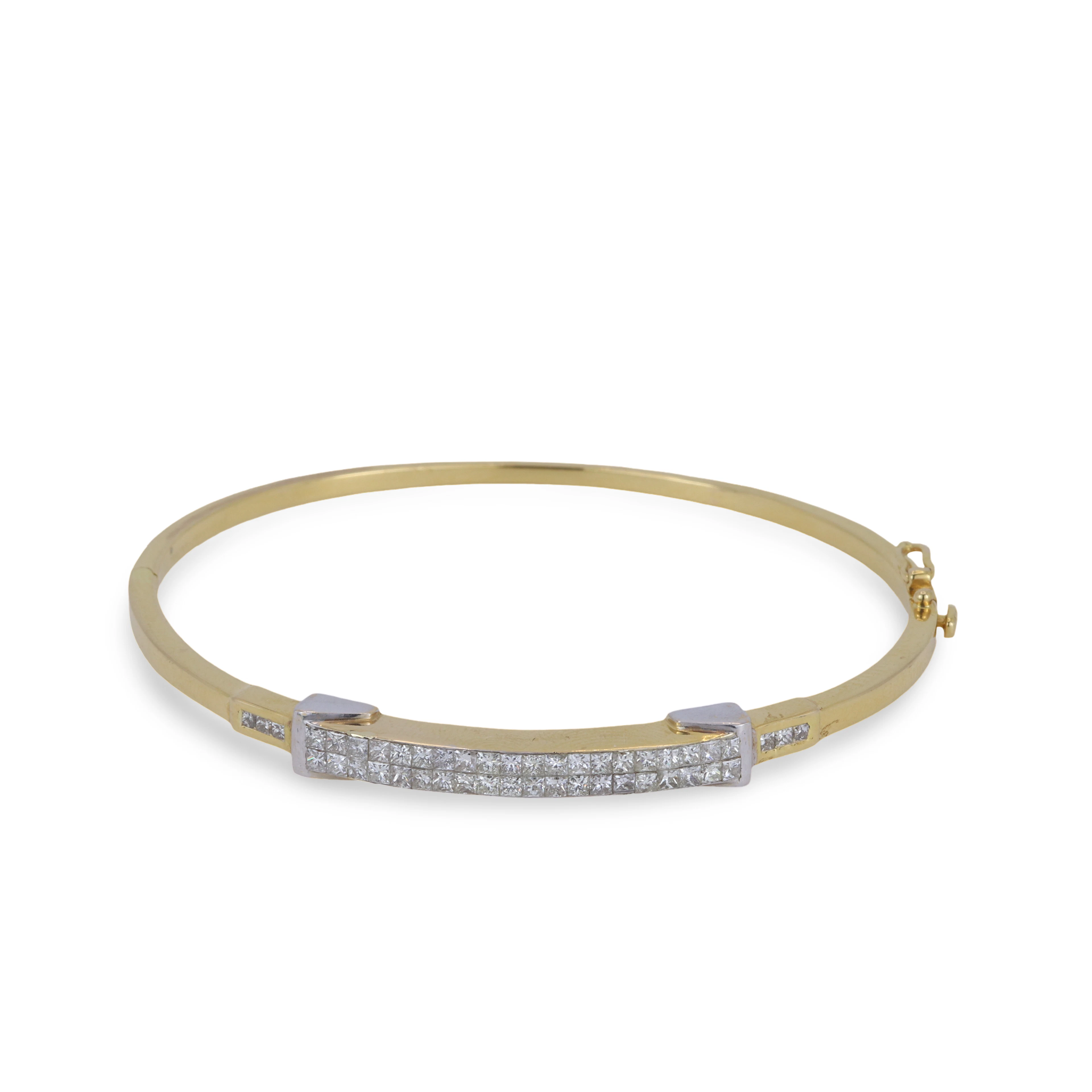 18CT DIAMOND BANGLE.
