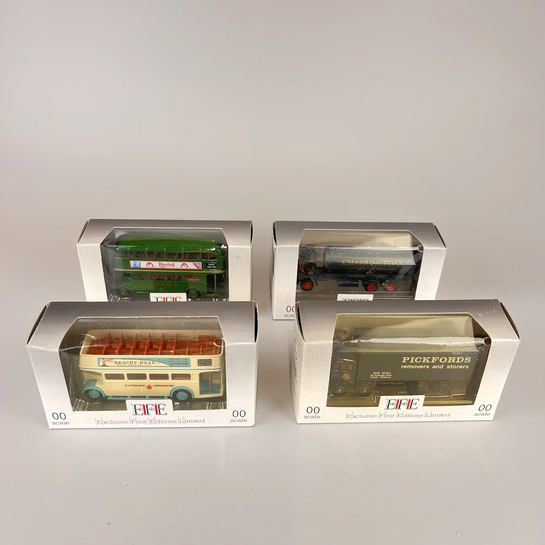 EFE 00 SCALE VEHICLES.