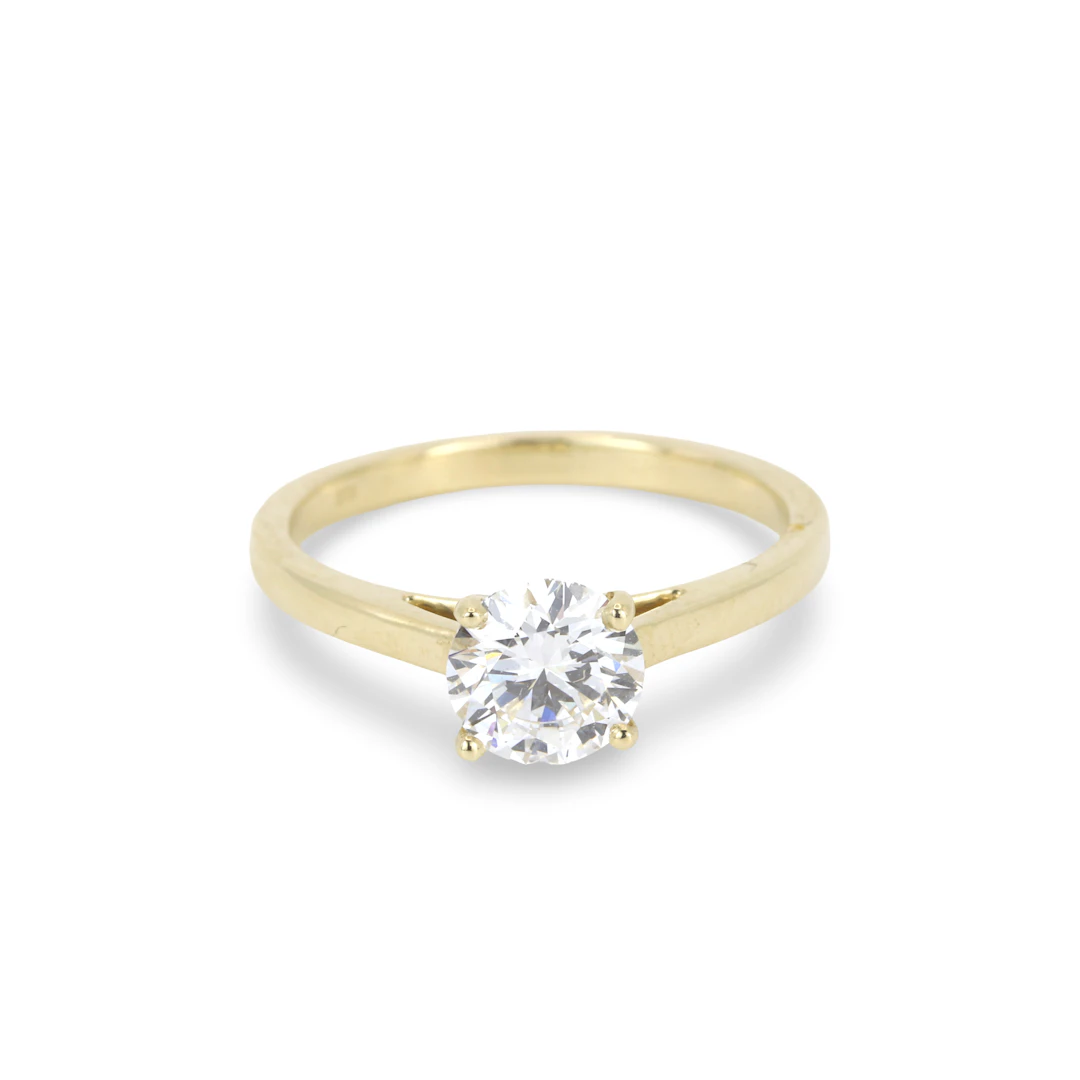 9CT GOLD LAB DIAMOND RING.