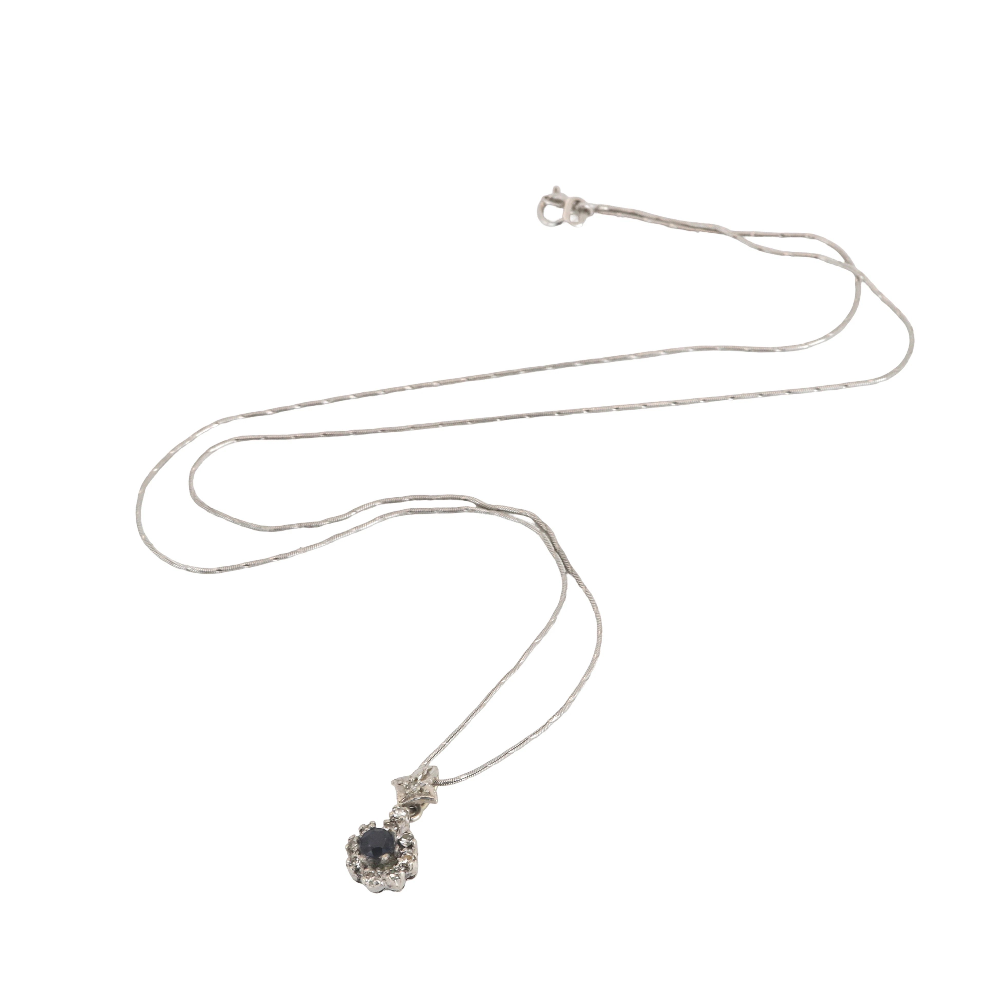 WHITE GOLD SAPPHIRE AND DIAMOND PENDANT AND CHAIN.