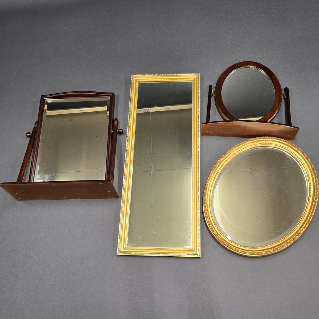 FOUR MIRRORS.